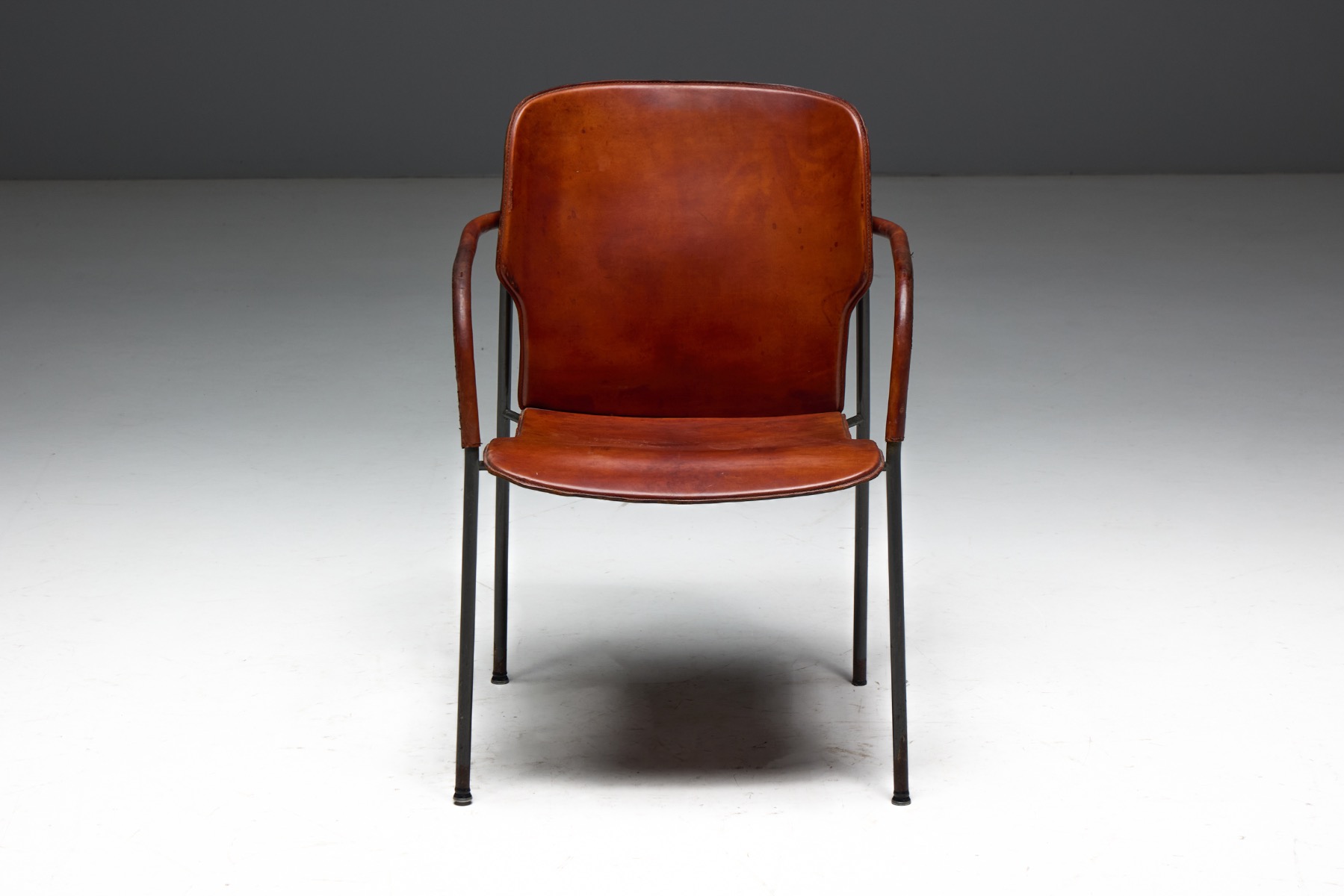 Lalanda armchair featuring architectural design language