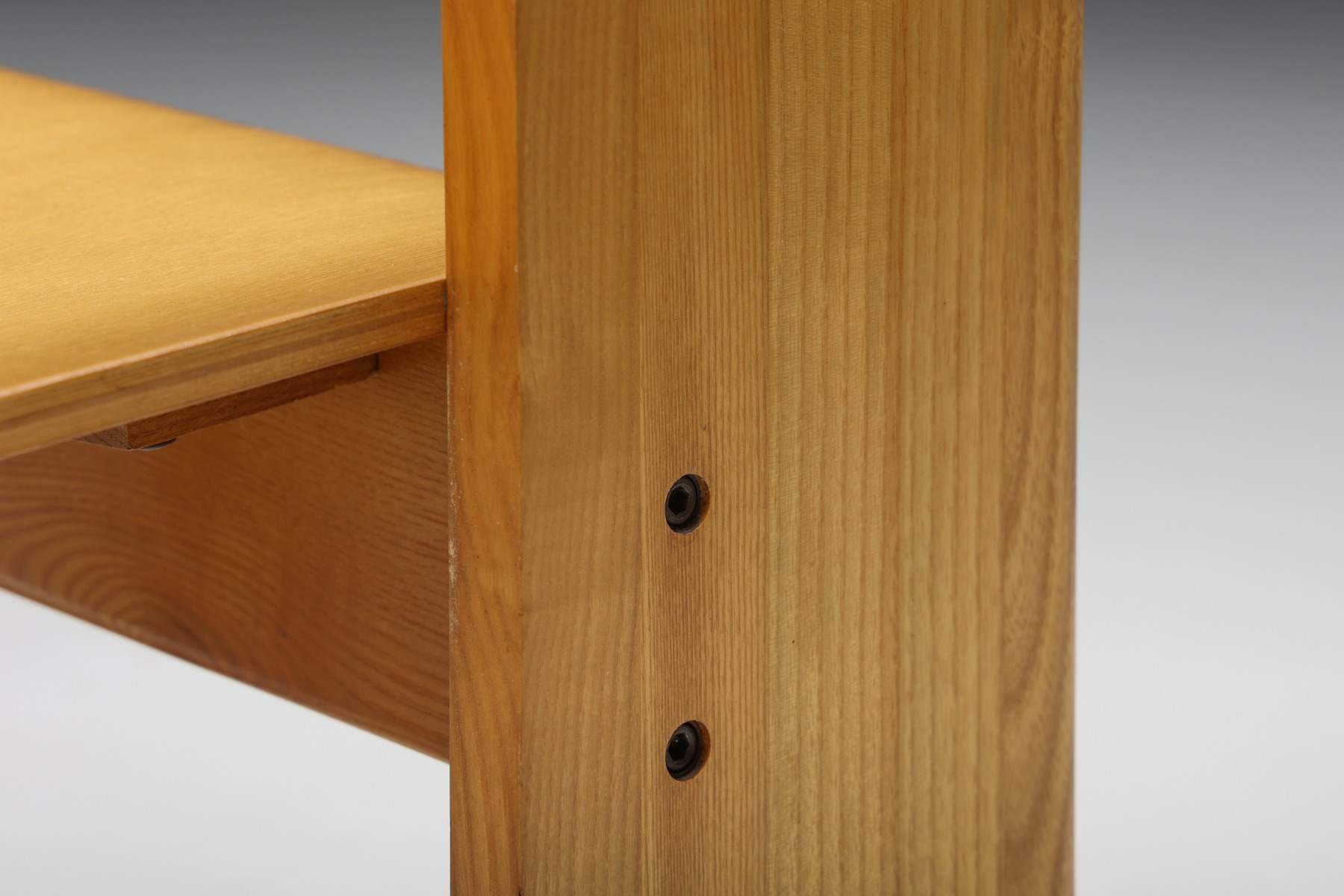 Minimalist plywood dining chairs in Afra and Tobia Scarpa style