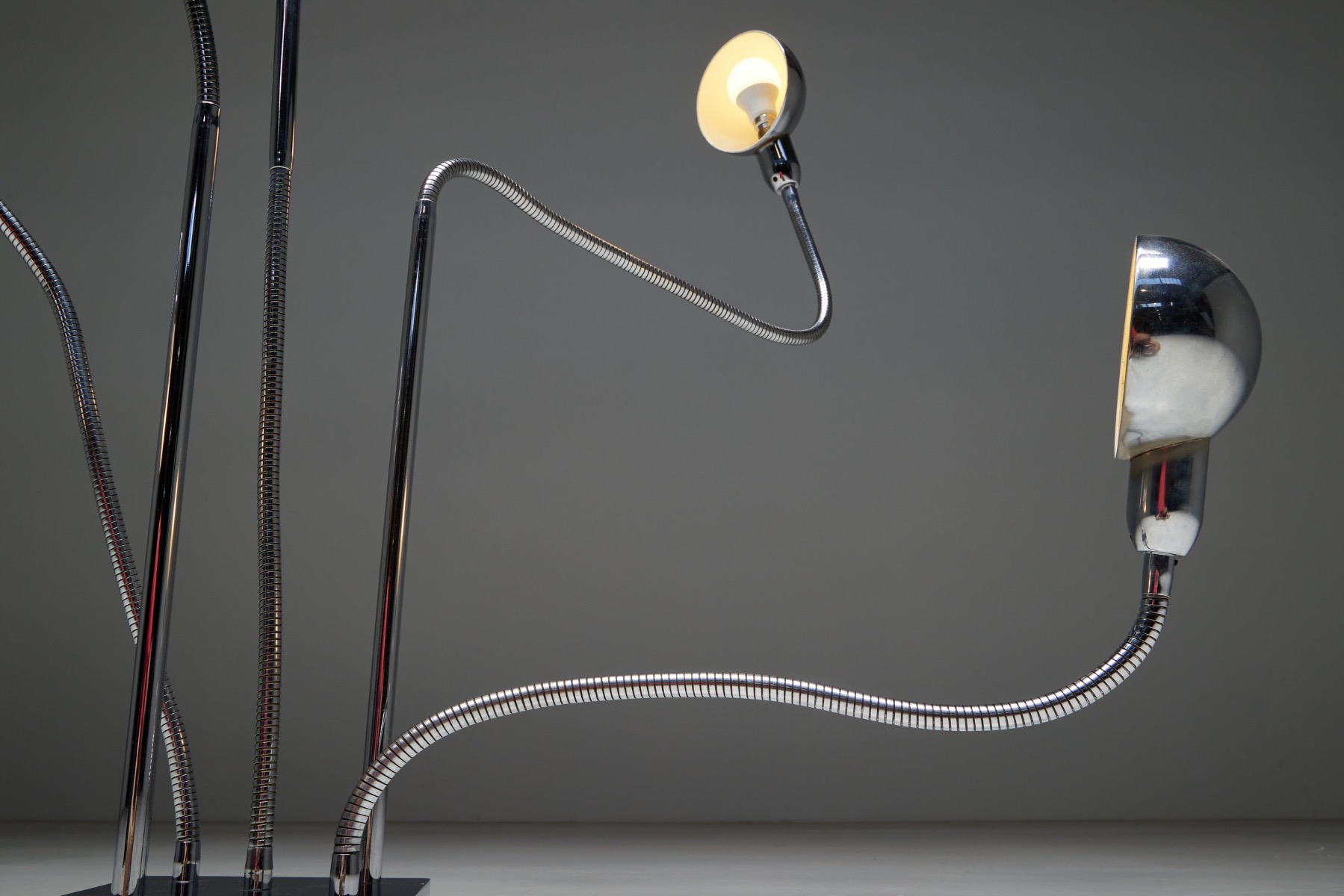 Timeless Hydra floor lamp in French design