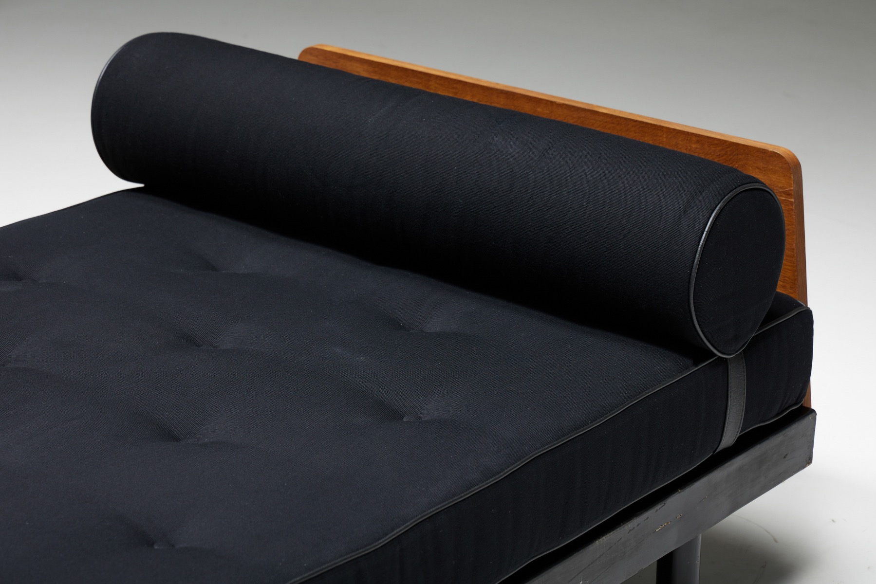 Vintage modernist Flavigny daybed by Jean Prouvé