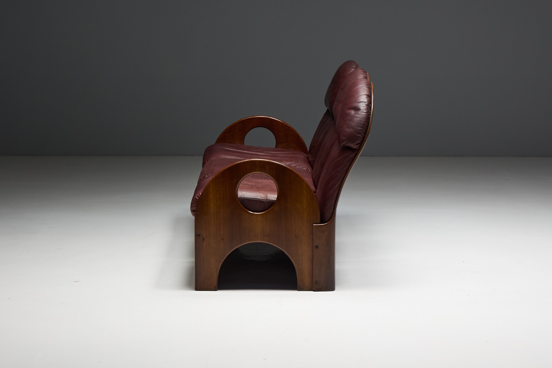 Arcata three seater sofa as an example of Italian furniture design
