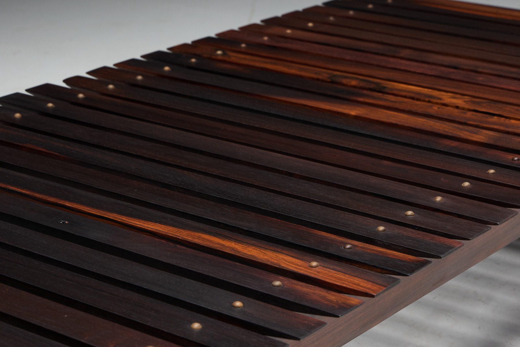 Elegant 1960s Mucki bench by Sergio Rodrigues