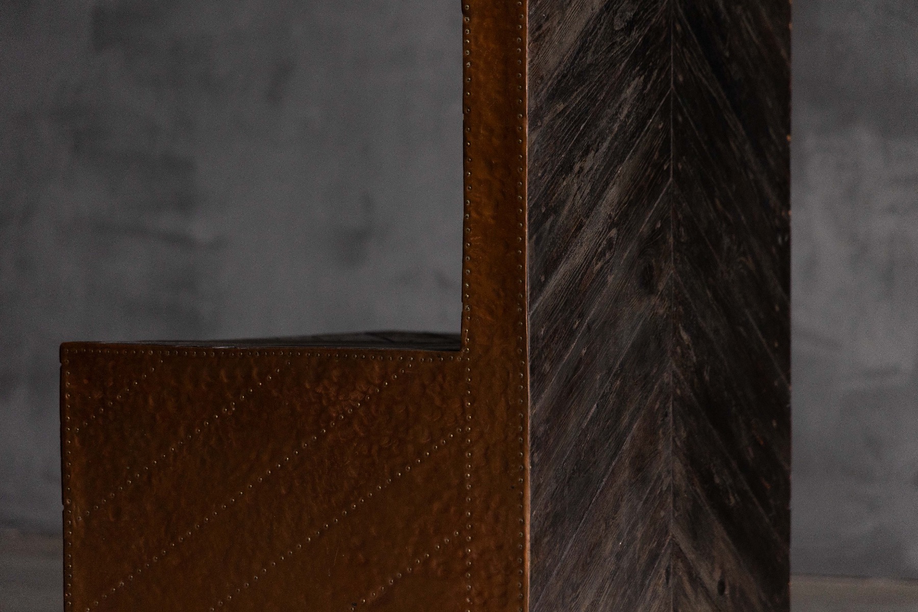 Premium postmodern throne chair by Sandro Lorenzini