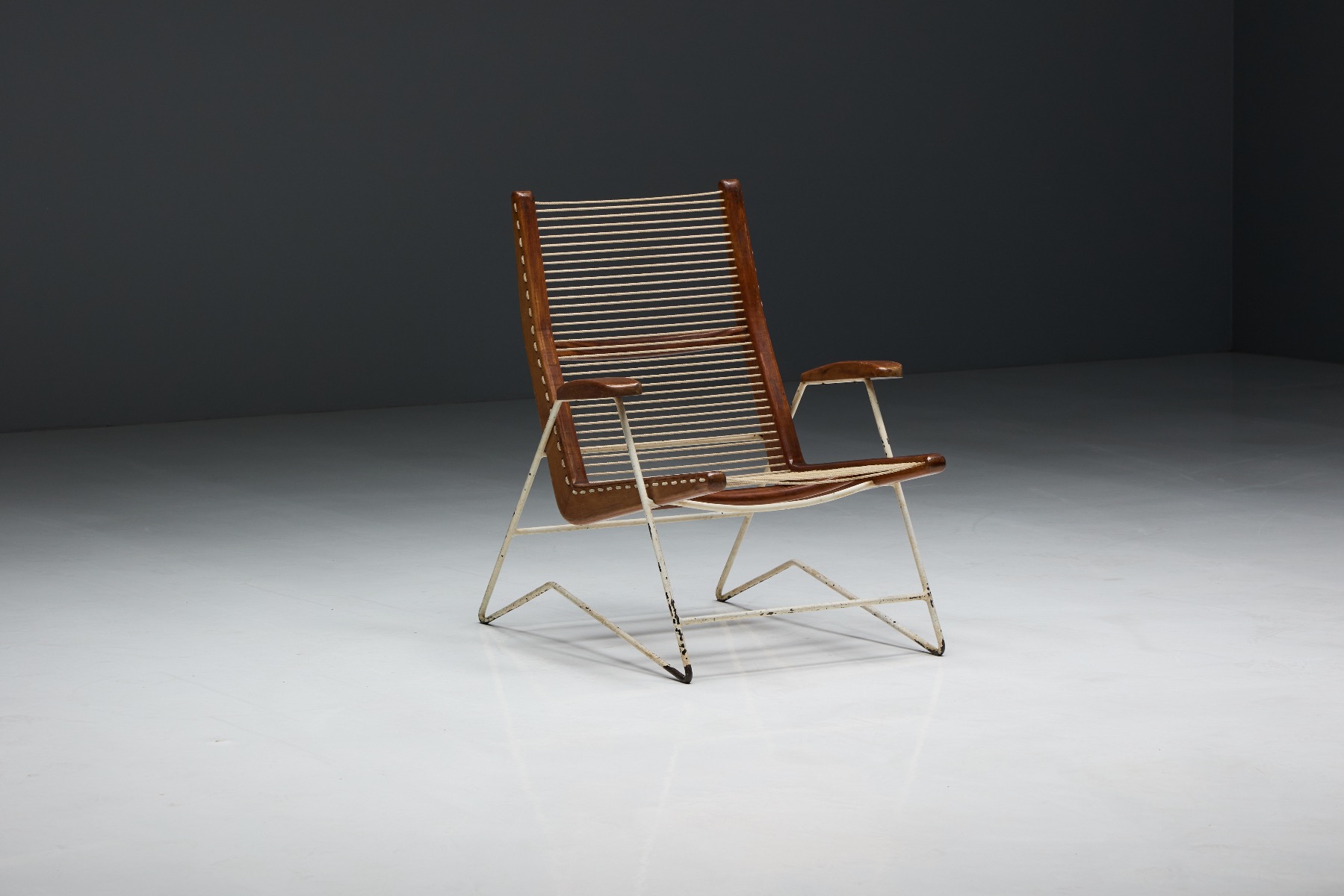 Elegant mid century Brazilian lounge chair