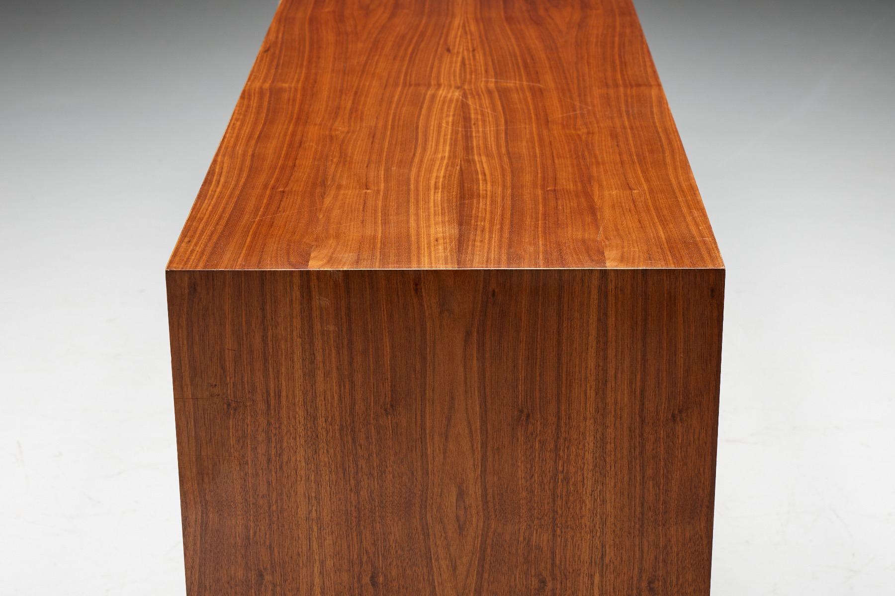 Luxury De Coene sideboard in rosewood and walnut