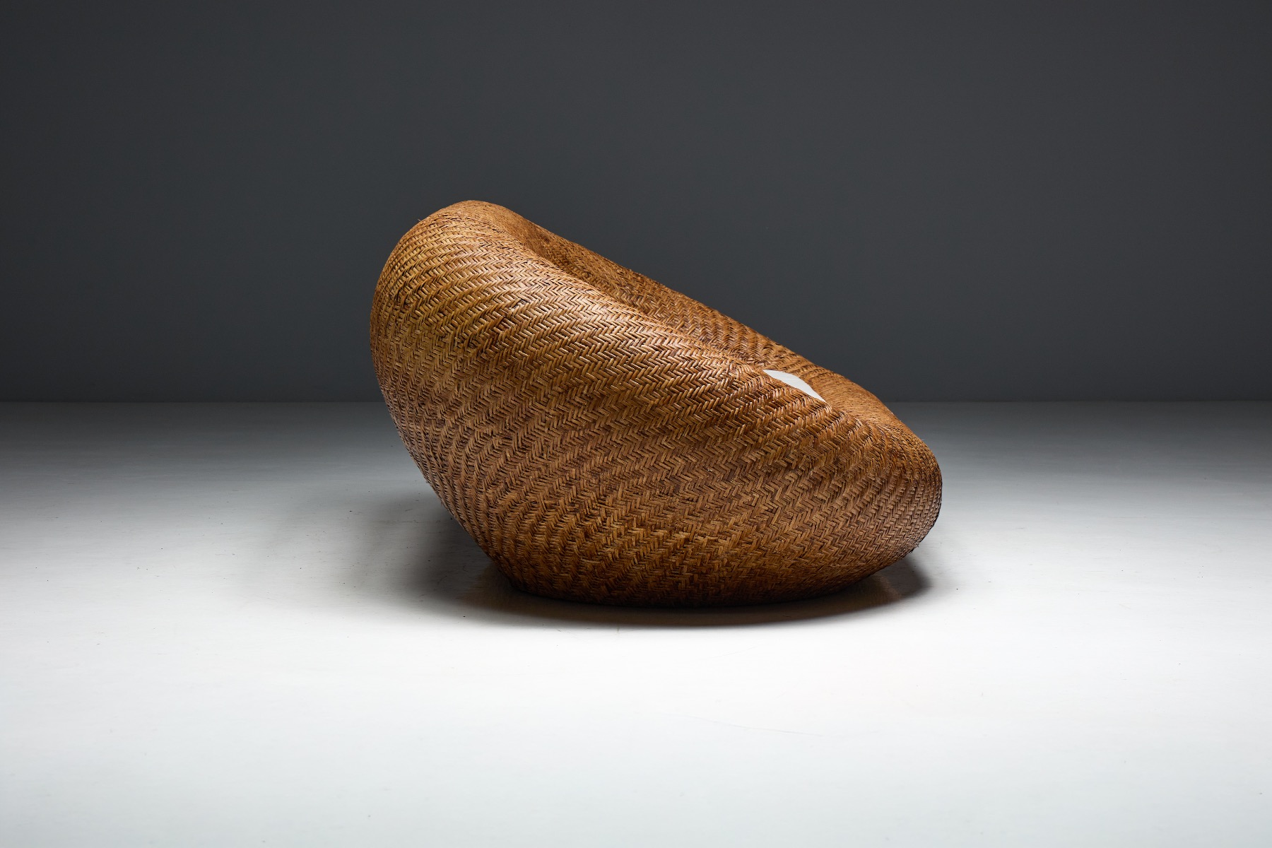 Modernist woven wicker sofa from the 1970s