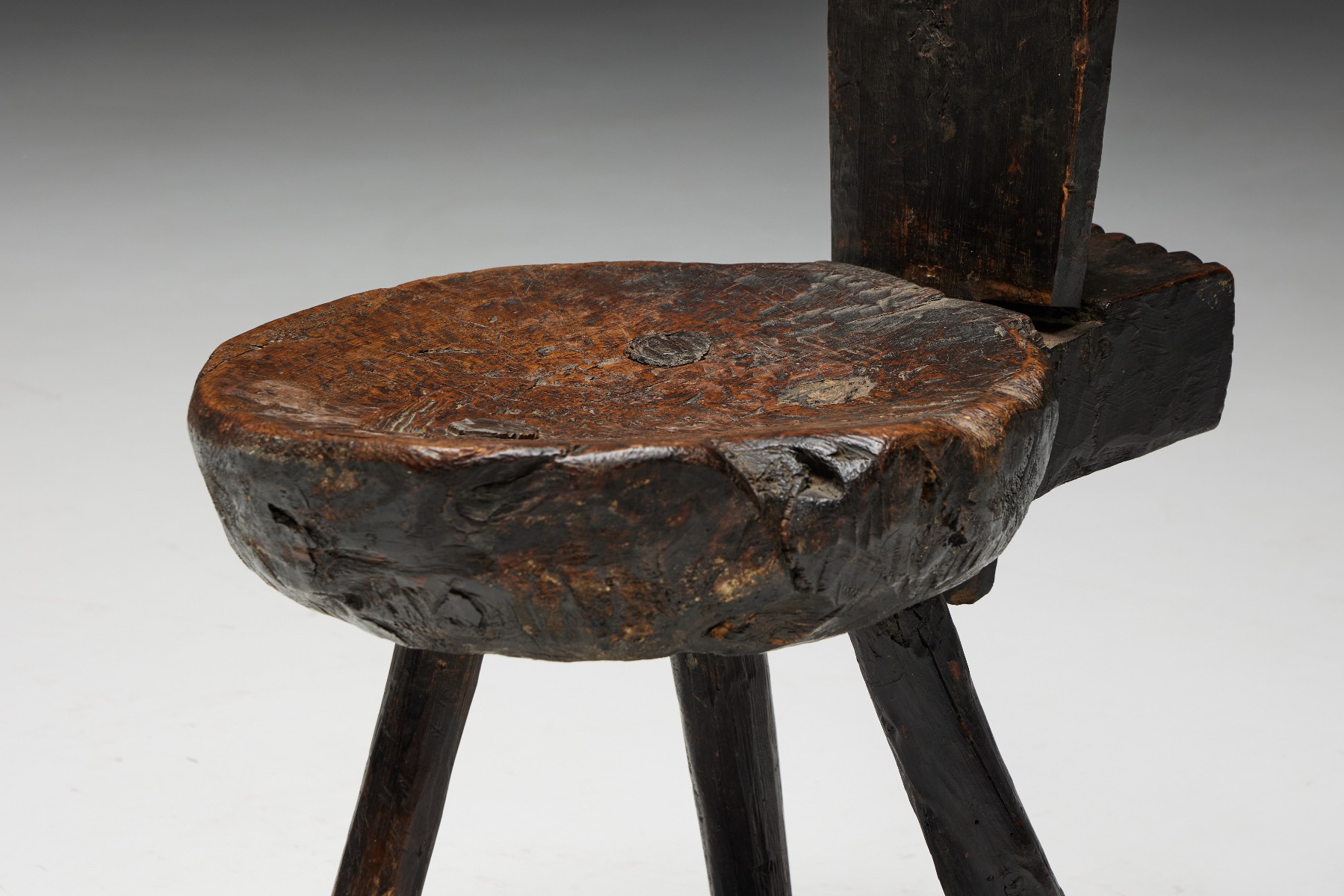 Primitive alpine tripod seating in wabi style