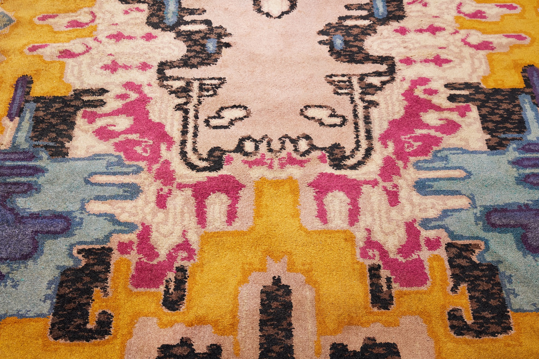 Rare Tuschinski rug by Jaap Gidding handwoven
