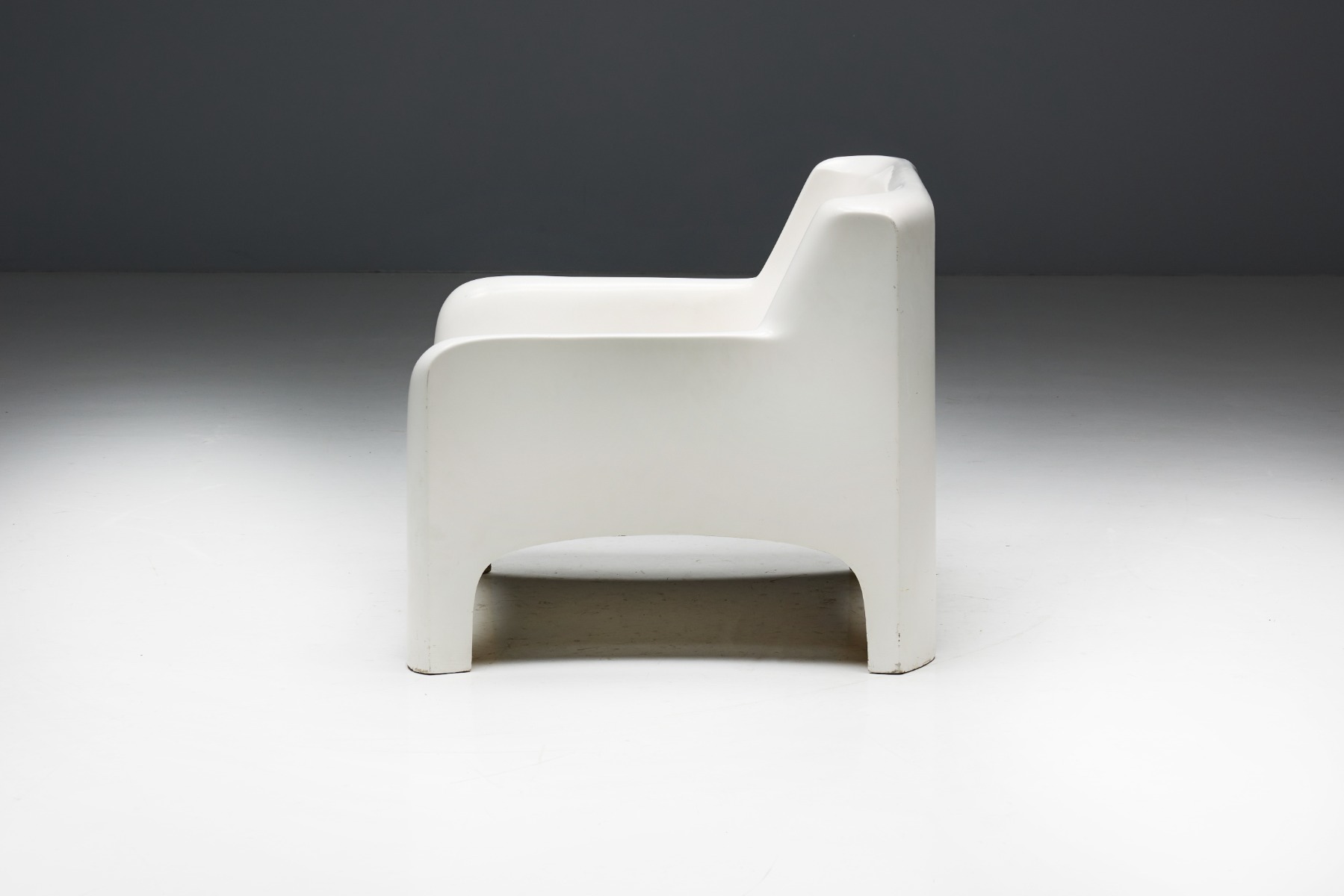 Unique fiberglass coffee table by Carlo Bartoli design