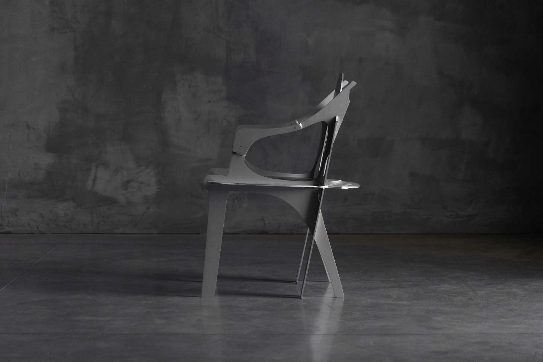 Architectural Flatscreen chair with refined proportions