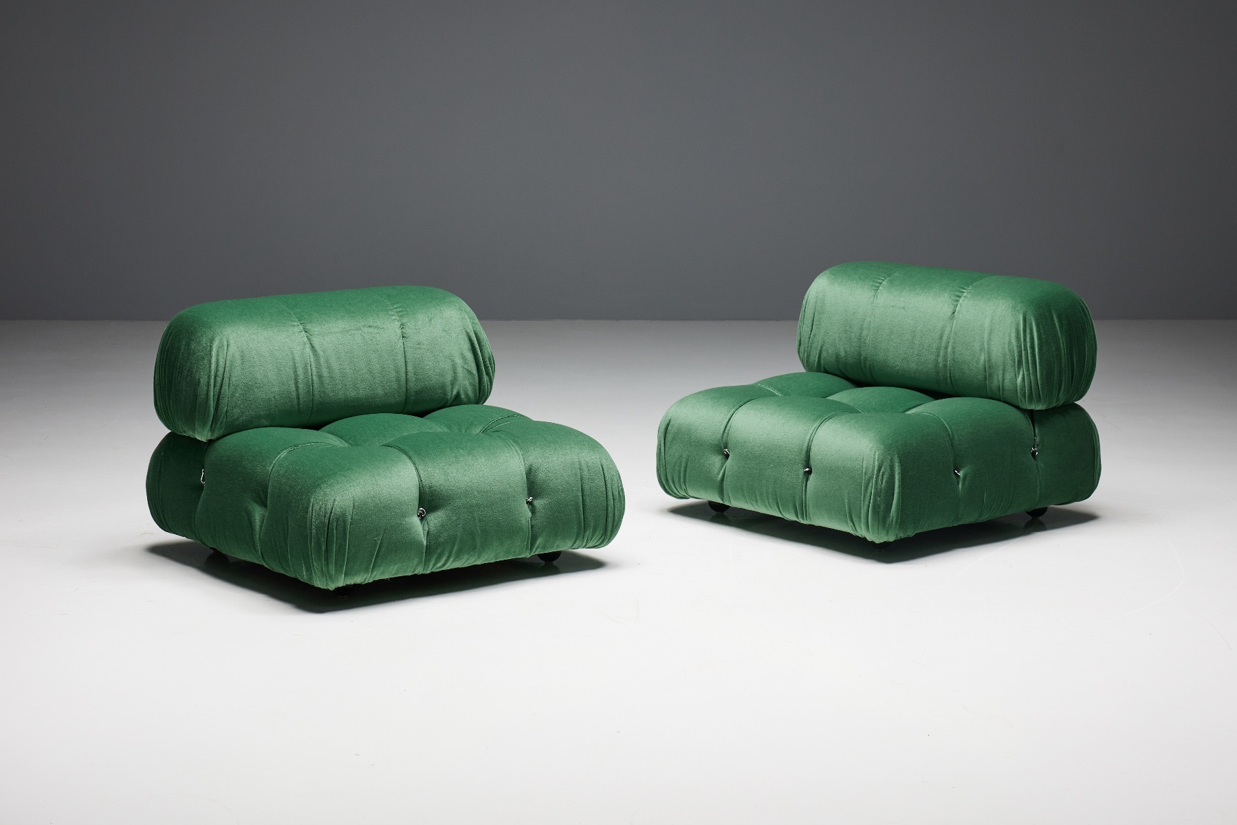 Modernist Camaleonda sofa from 1970s design