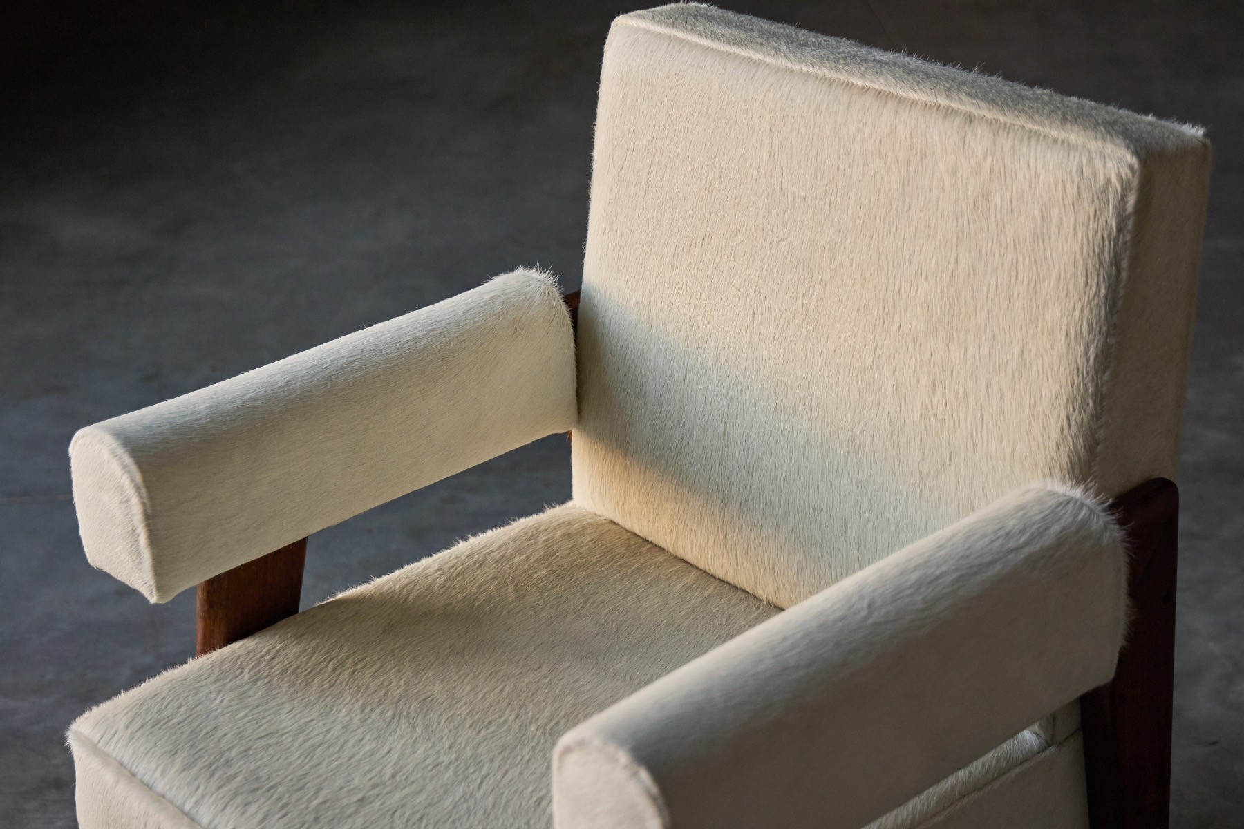 Iconic mid century bridge armchair by Jeanneret