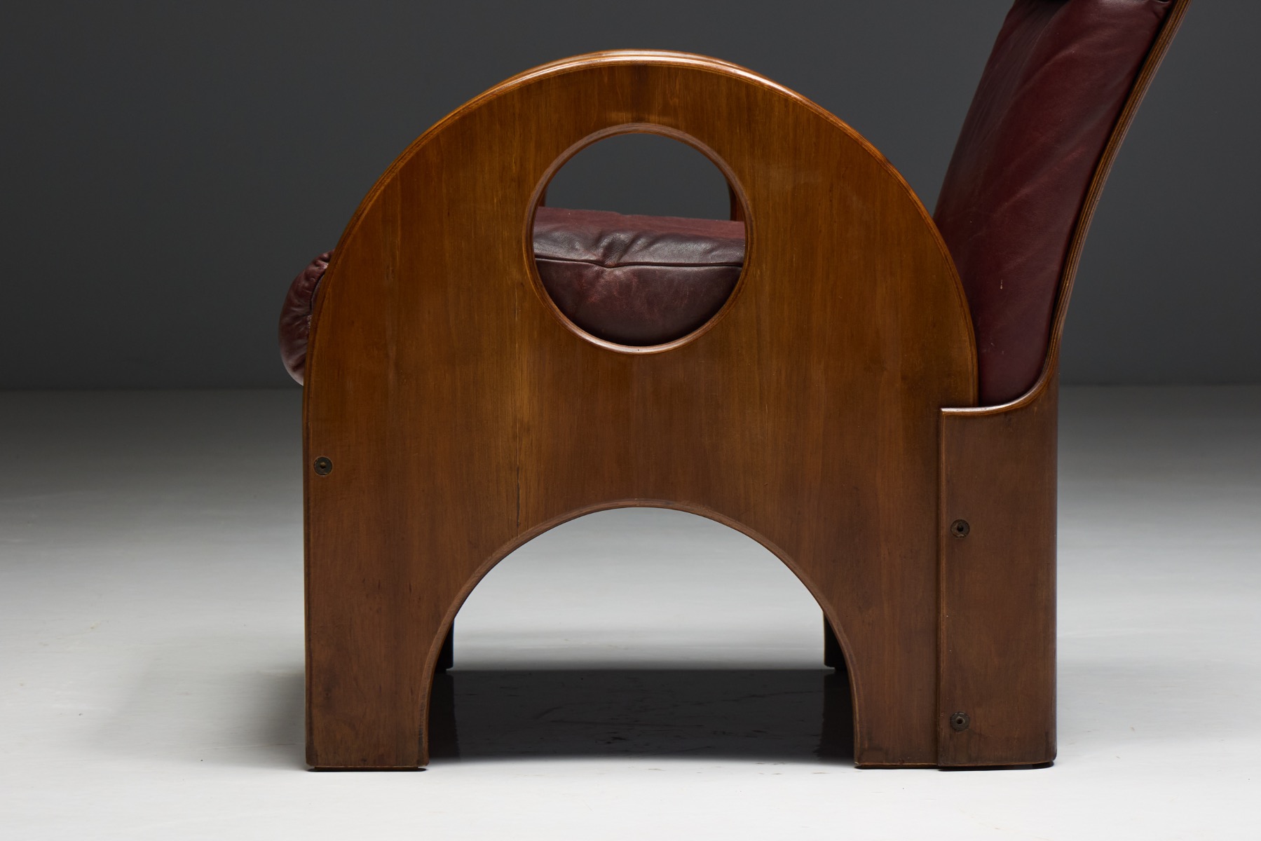 Arcata chair as an example of Italian furniture design