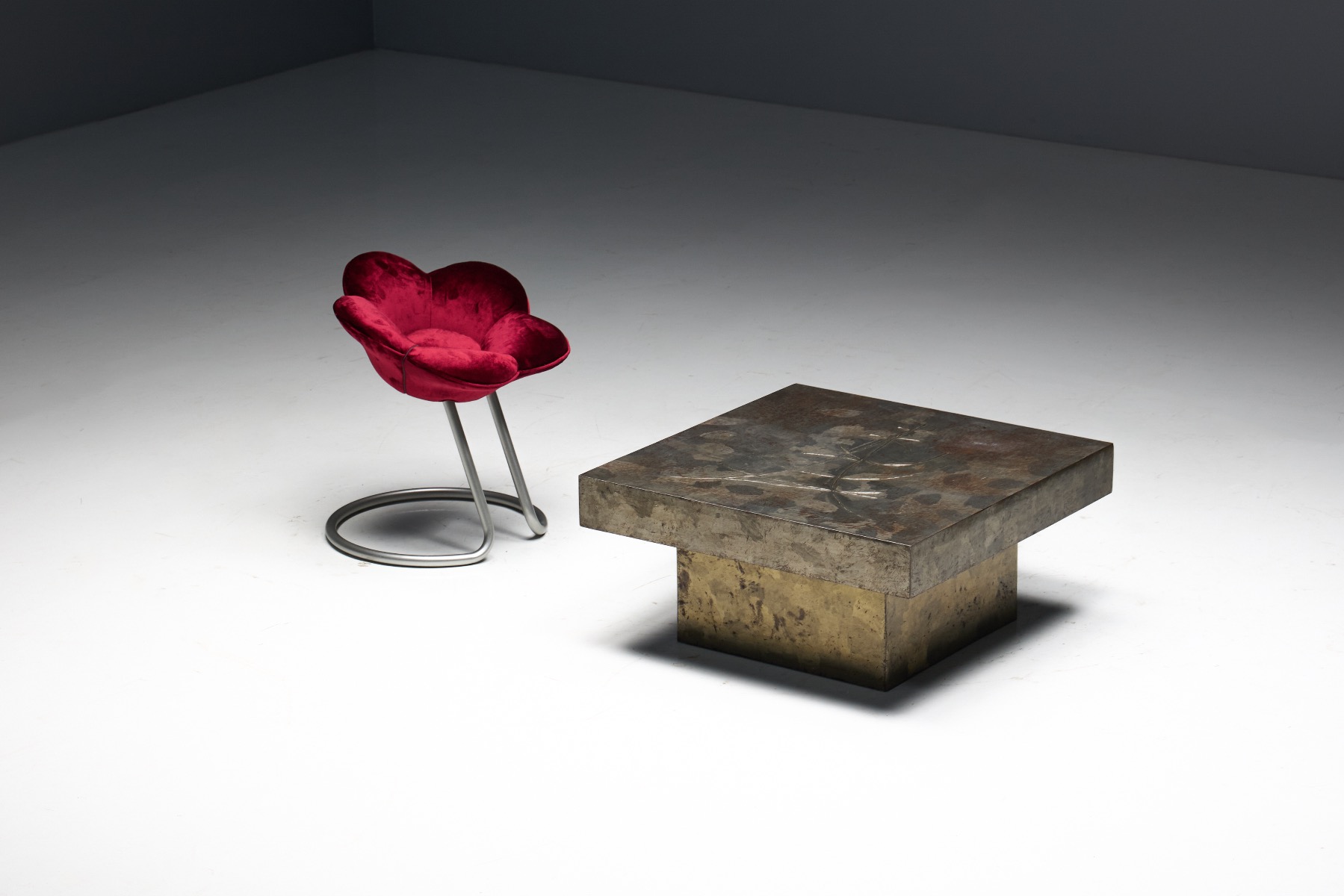 Vintage modernist coffee table in steel
