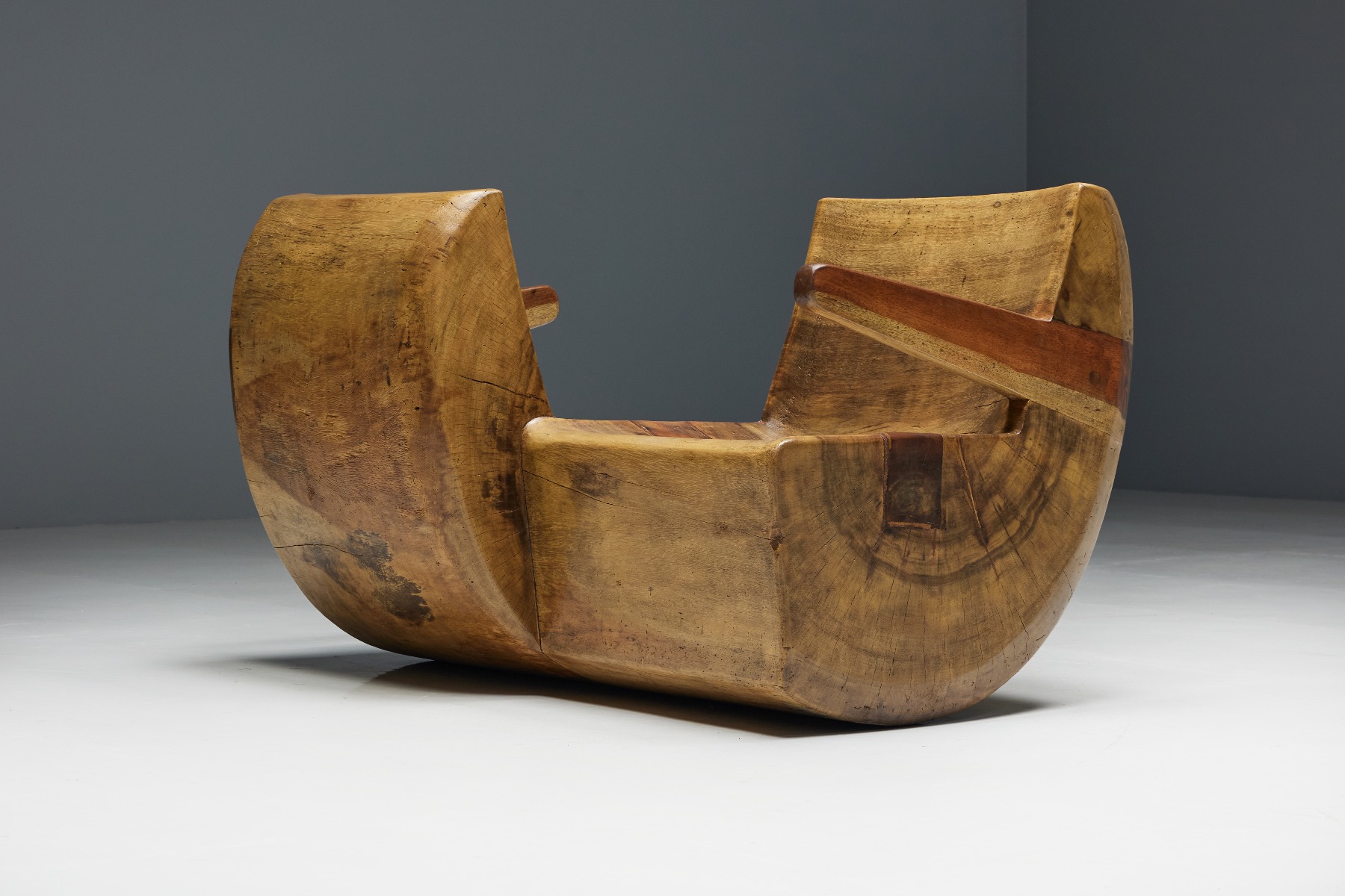 Brazilian design Namoradeira seat