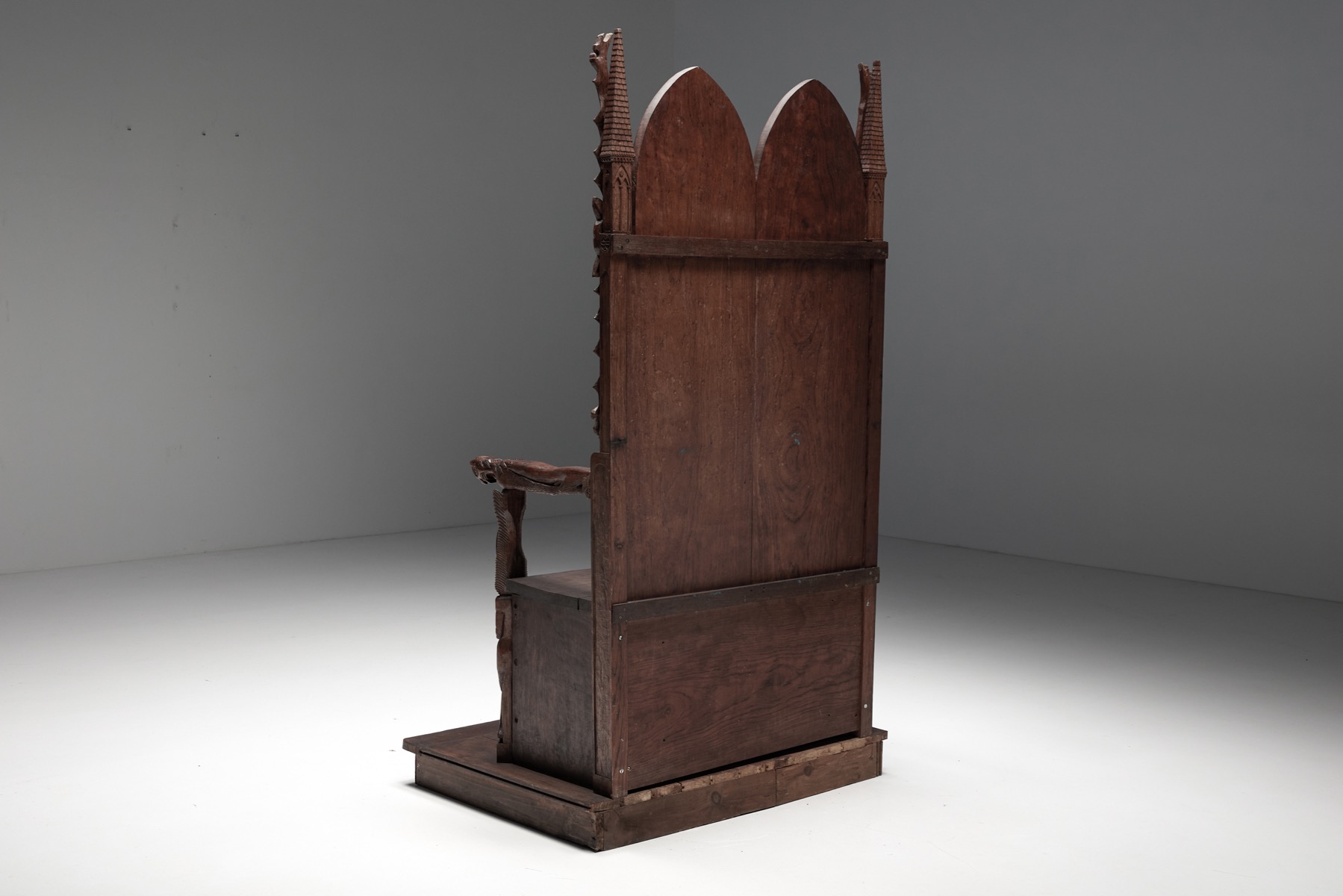 Decorative wood throne chair with carved relief