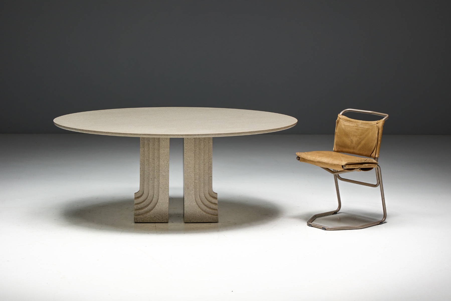 Iconic Samo dining table designed by Carlo Scarpa