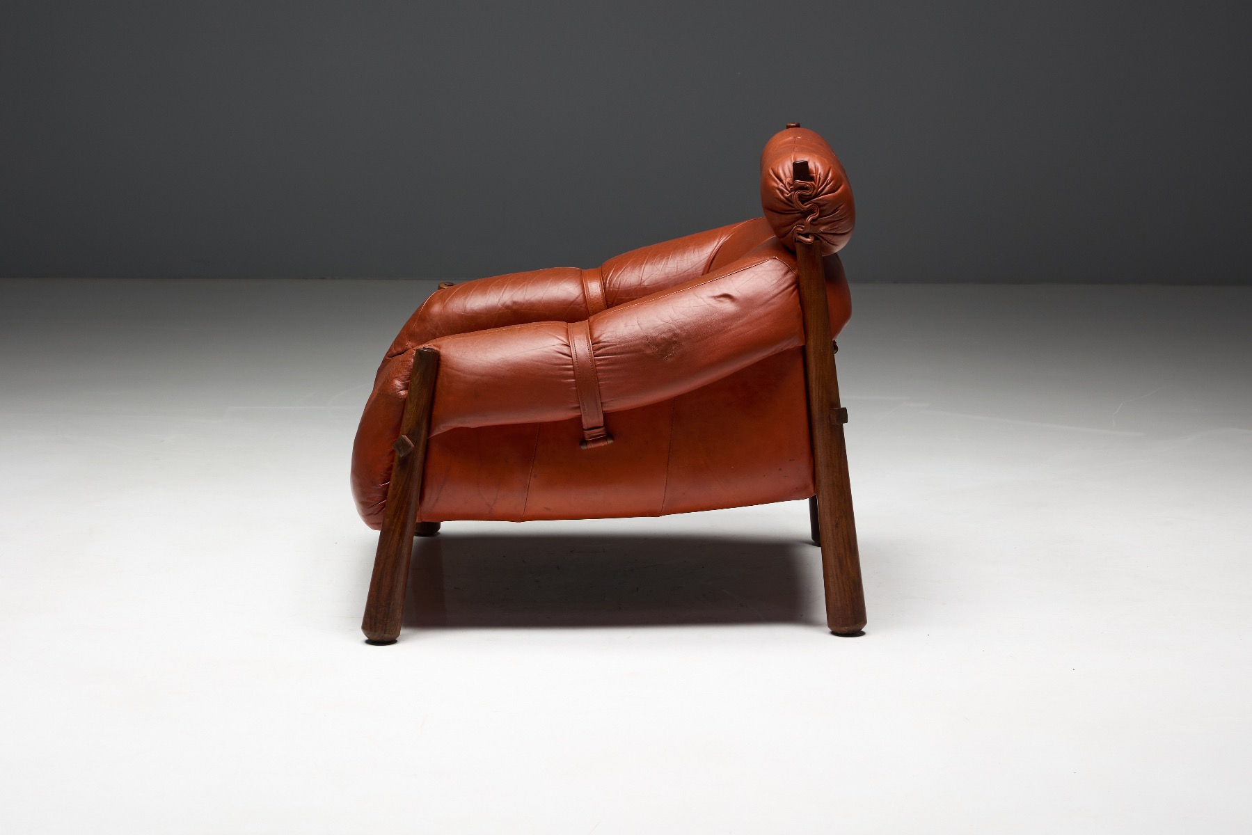 Low lounge chairs MP-81 1970s