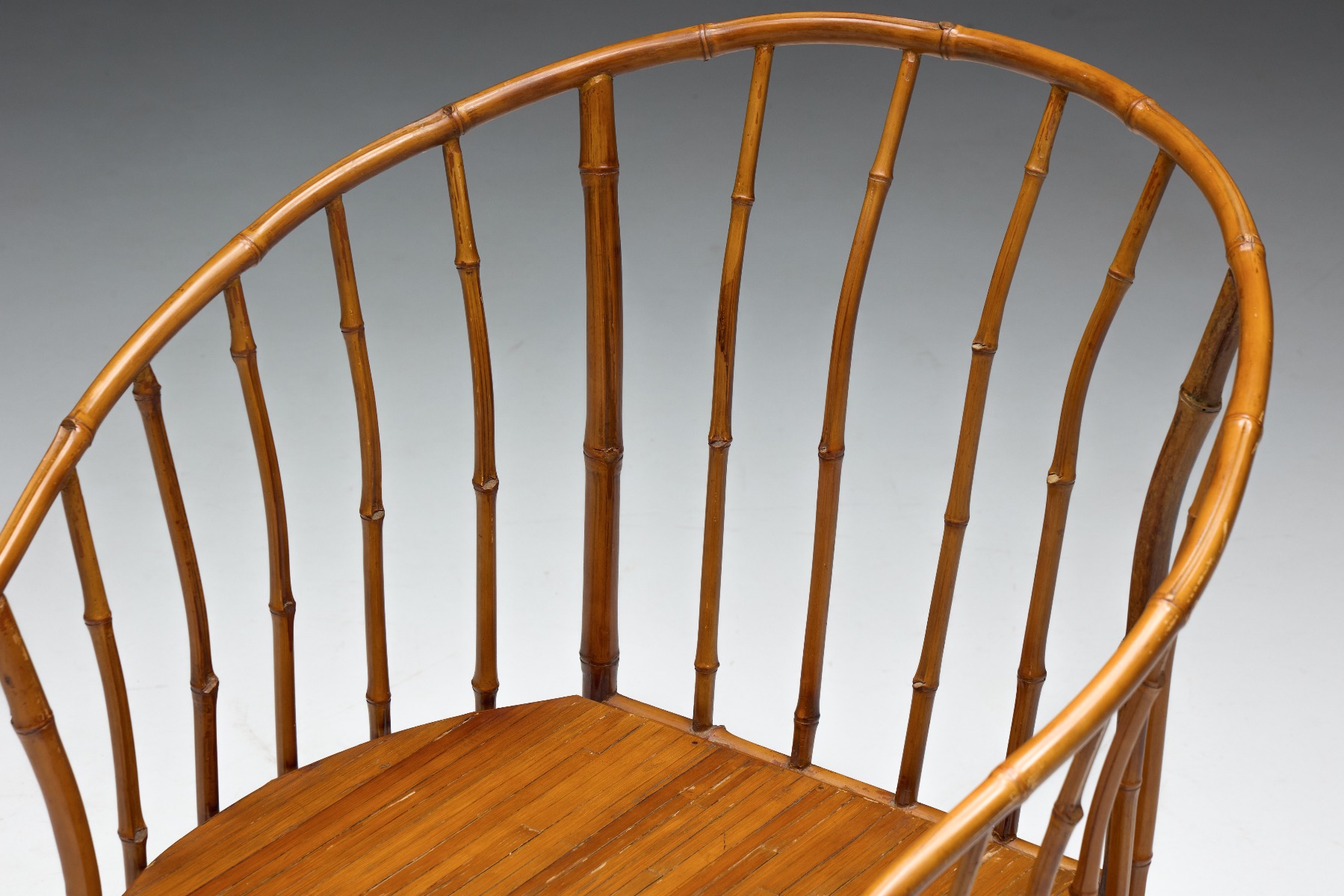 Understated bamboo armchairs with natural balance