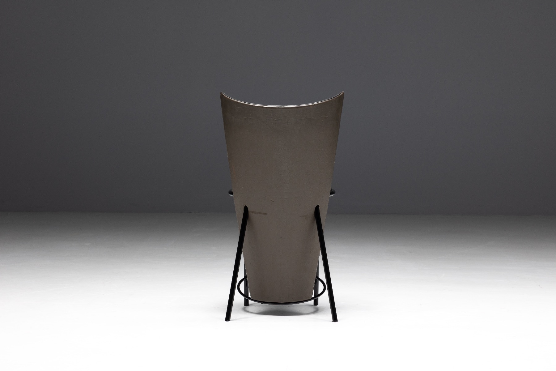 Set of modern Sevilla chairs in leather