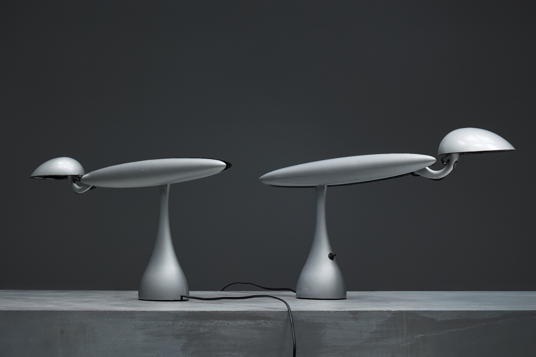 Studio desk lamp Heron with technical design character