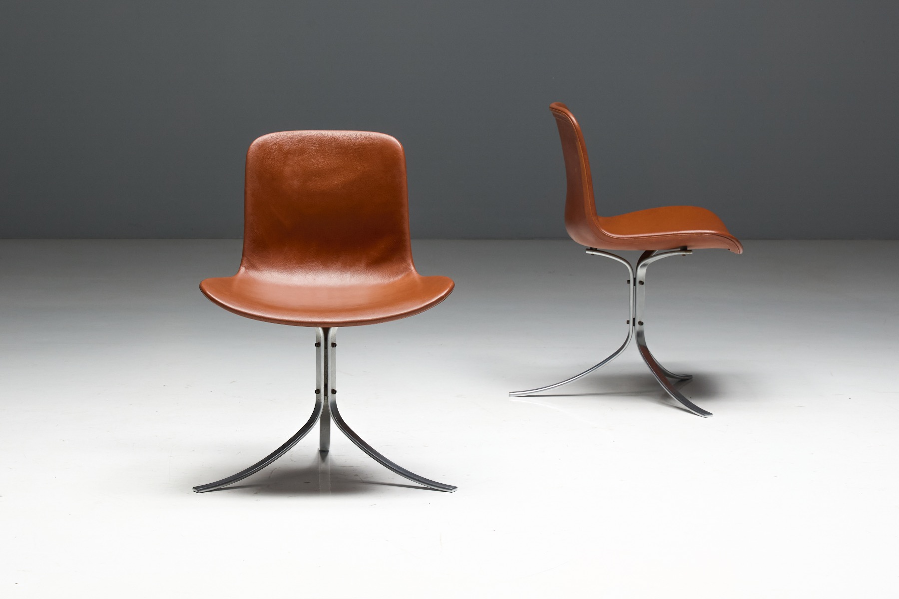 First edition PK9 chair with sculptural presence