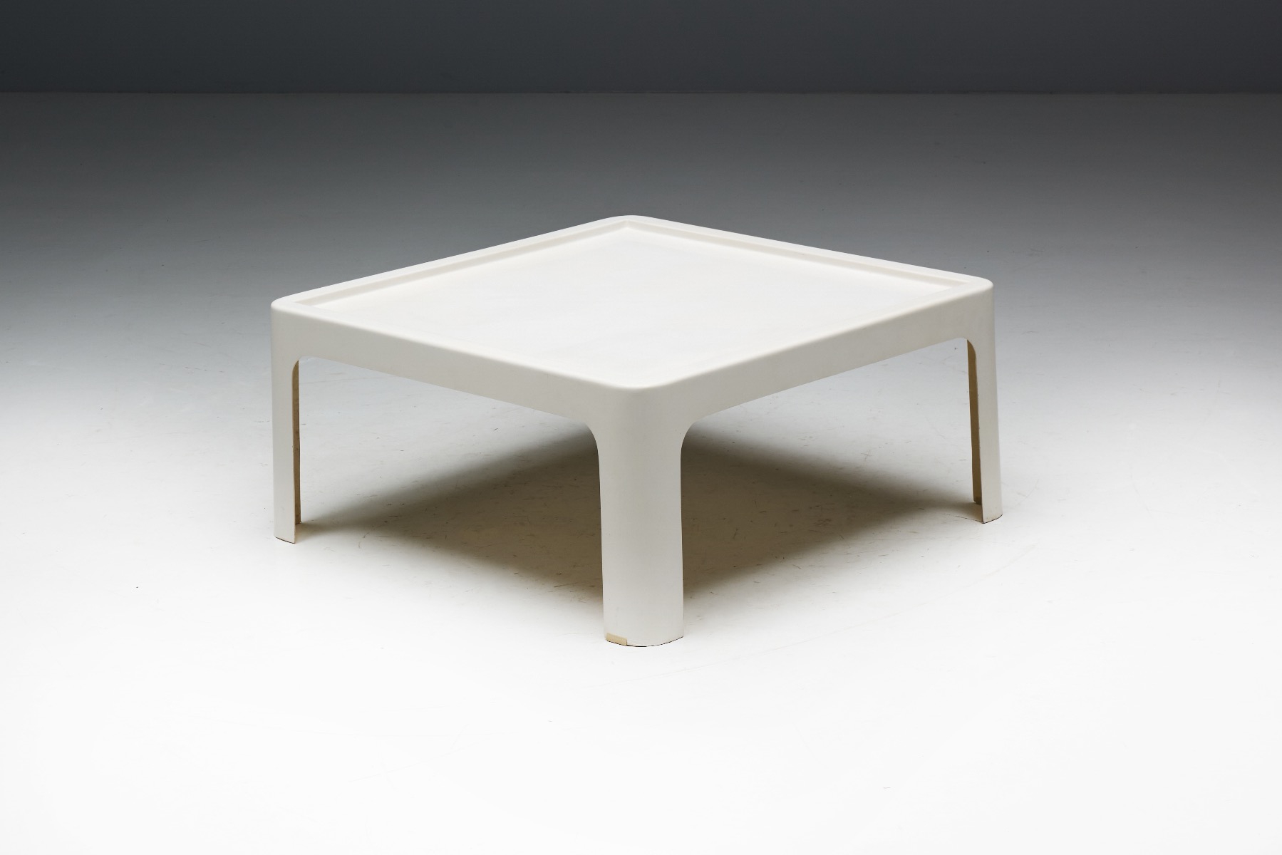 Solar coffee table by Carlo Bartoli for Arflex in fiberglass, 1960s