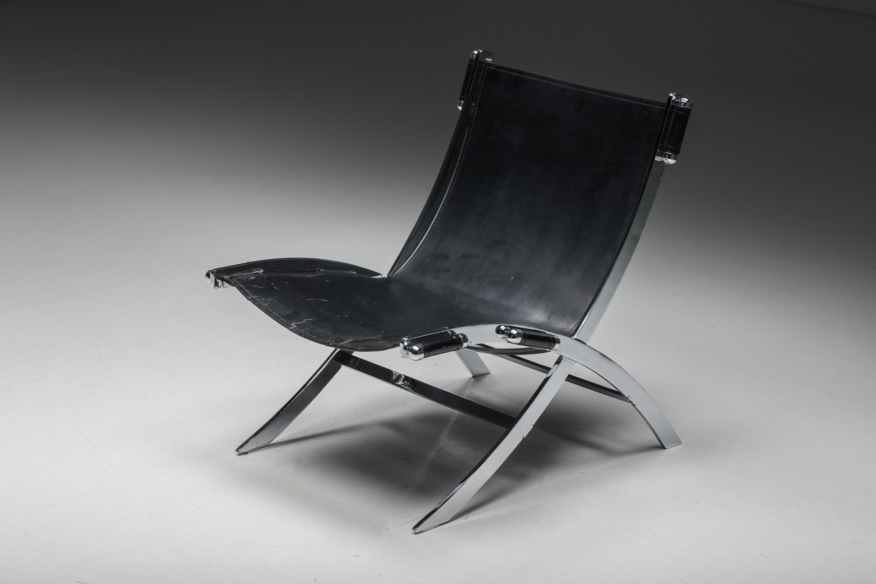 Antonio Citterio scissor chair in black leather for Flexform