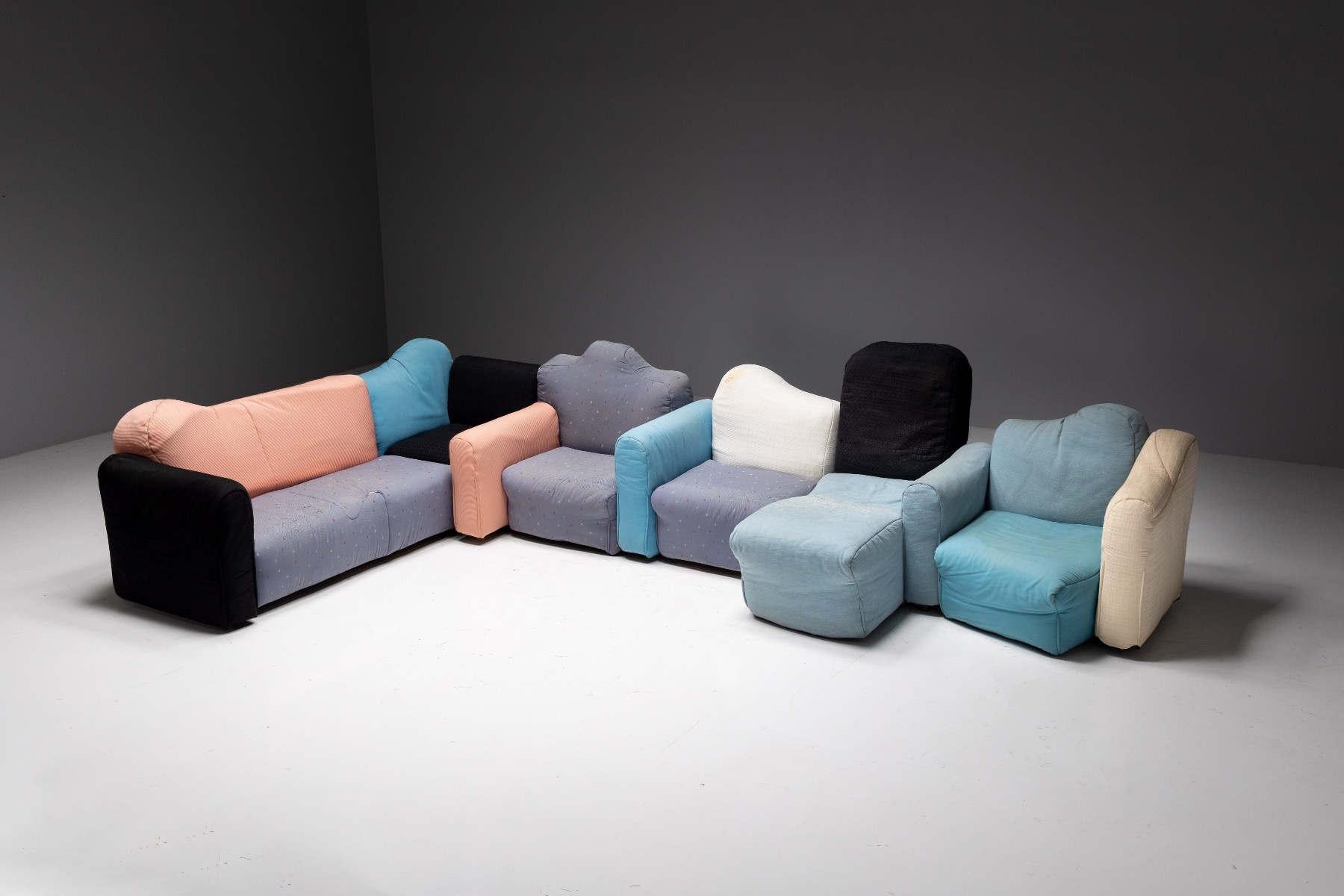 Cannaregio modular sofa by Gaetano Pesce for Cassina
