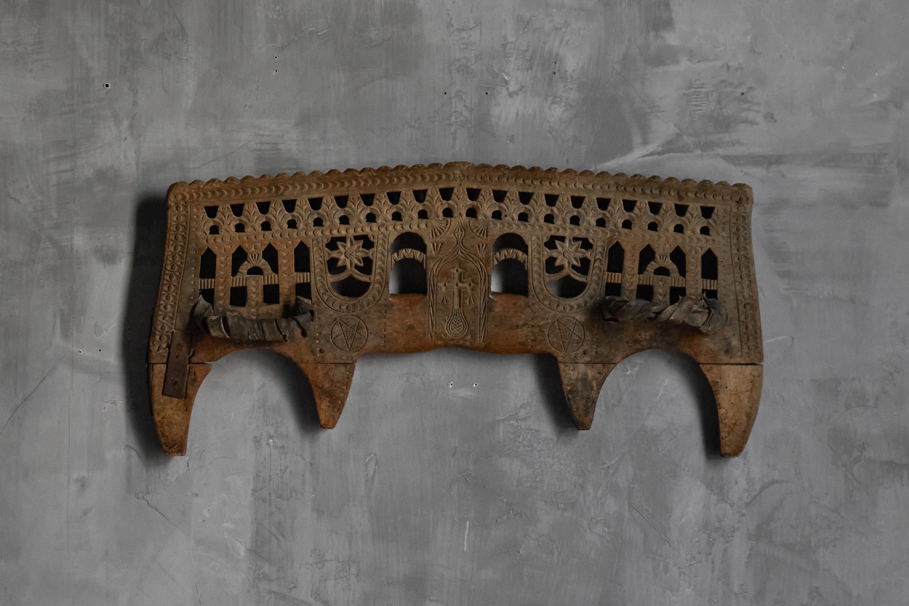 Carved antique wooden yoke from the early 1900s