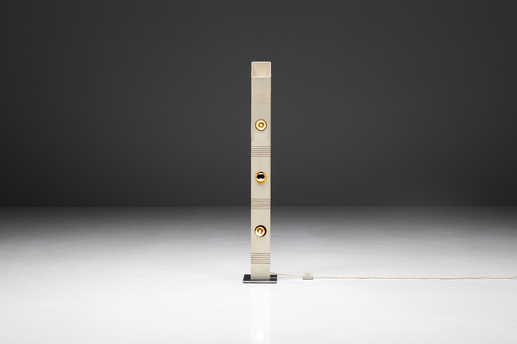 Floor lamp in the style of Tronconi from the 1970s