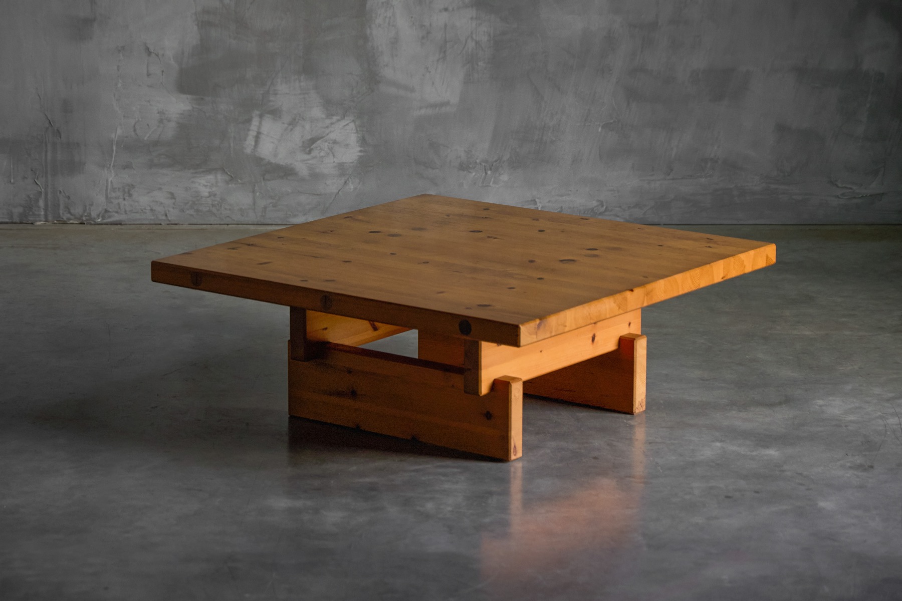 Kvadrat coffee table designed by Wilhelmsson for Karl Andersson and Söner in the 1970s