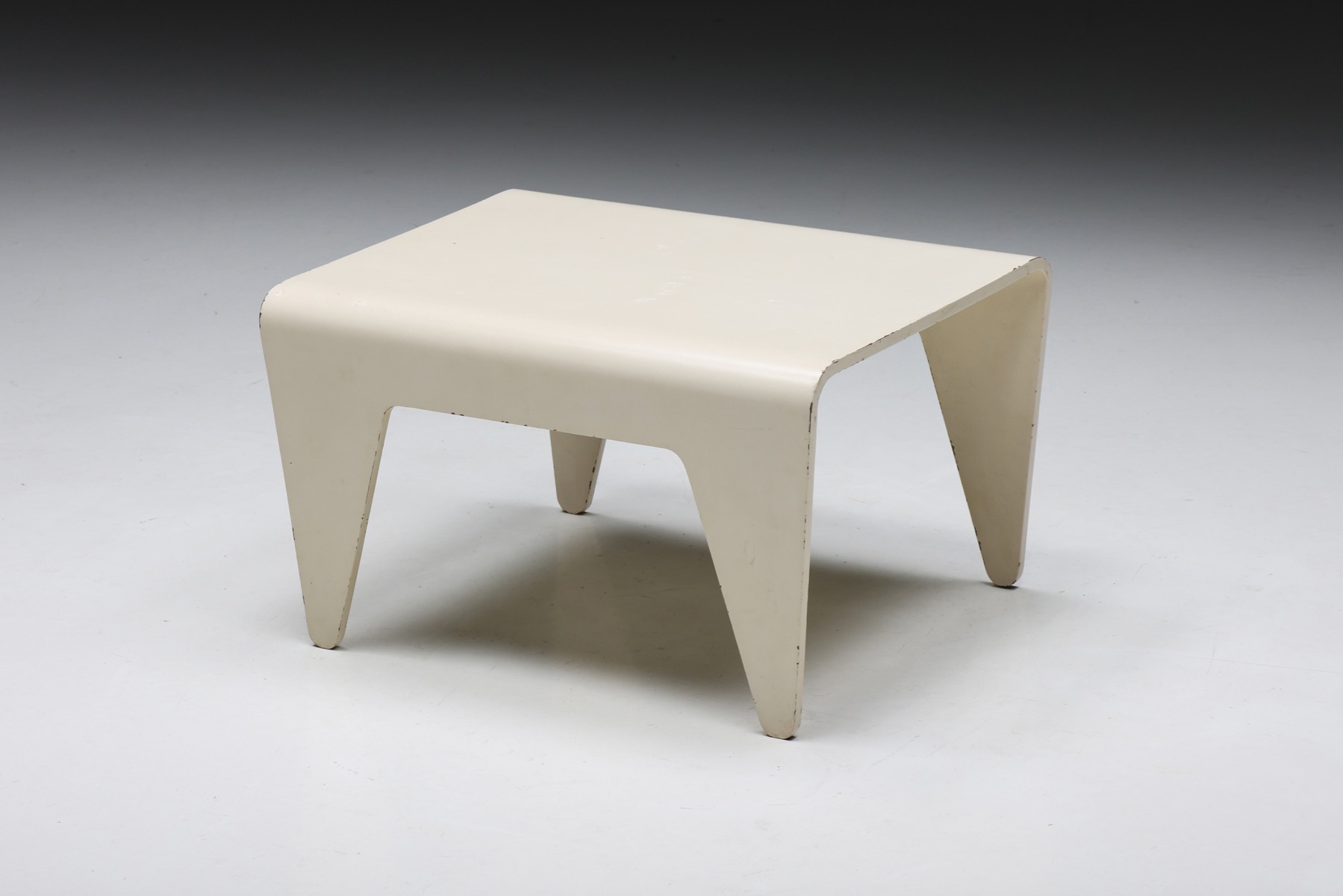 Marcel Breuer nesting plywood table for Isokon from 1936