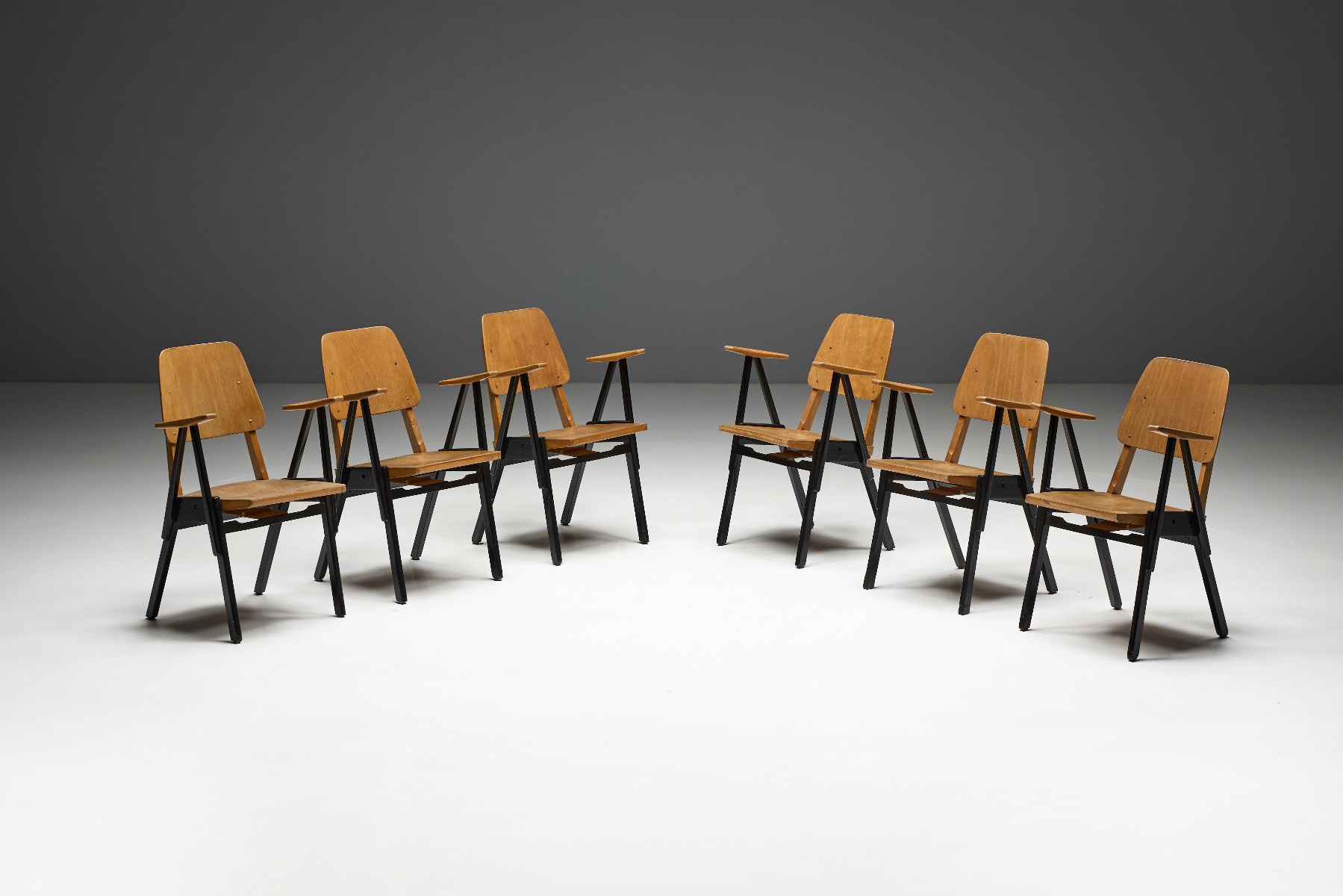 Palais de Tokyo armchair by Ermeloo and Zwager 1950s