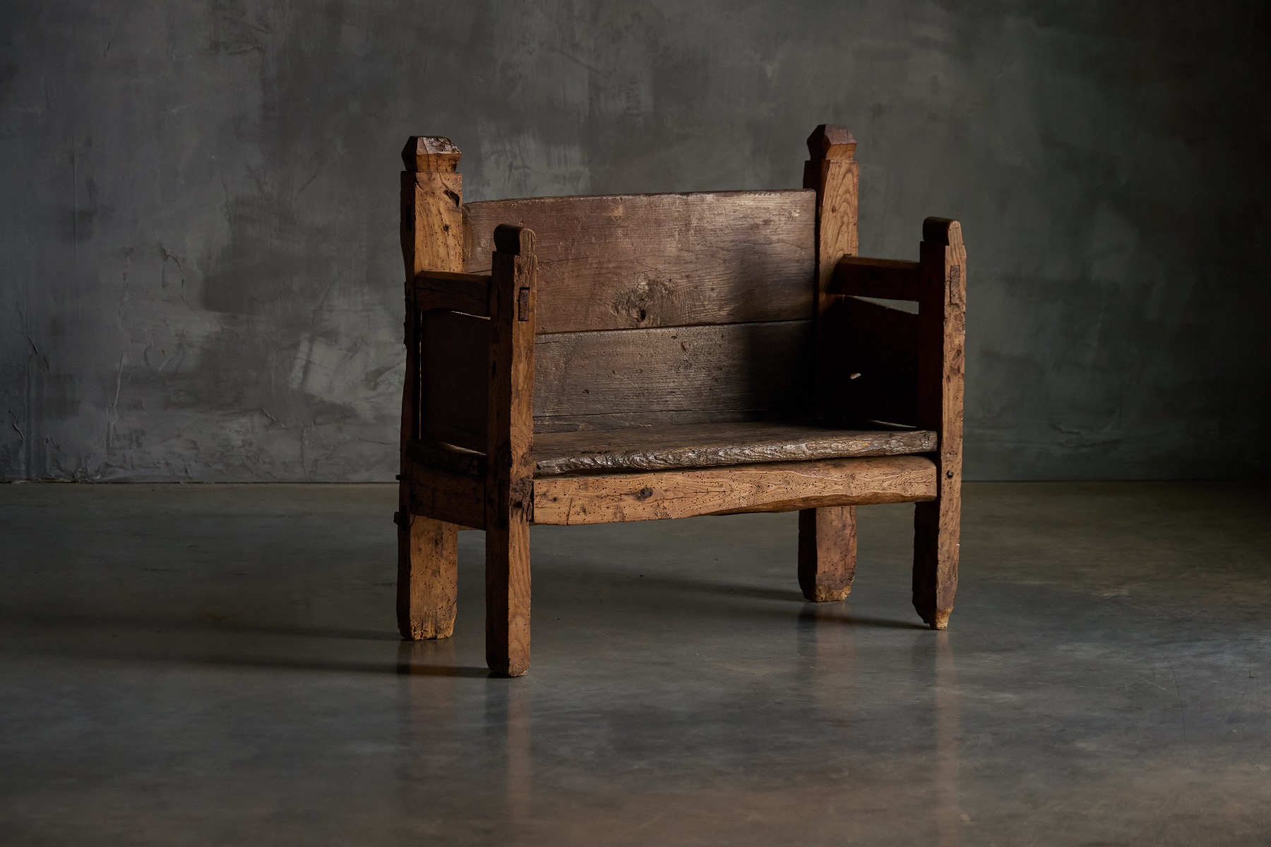 Primitive robust bench from the 19th century