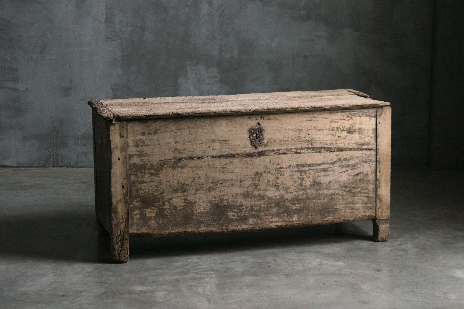 Rural primitive chest 19th century