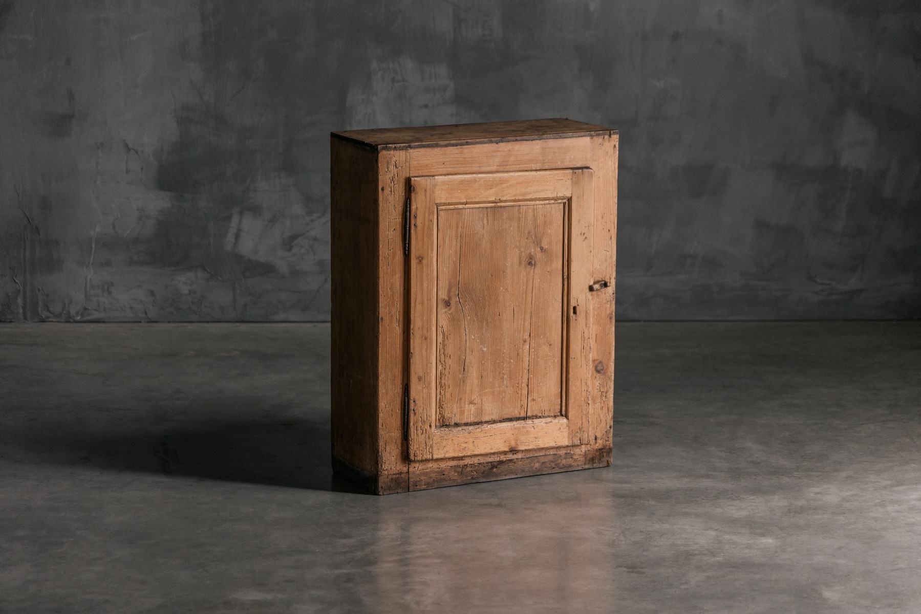 Rustic Art Populaire cupboard from the 19th century in solid wood
