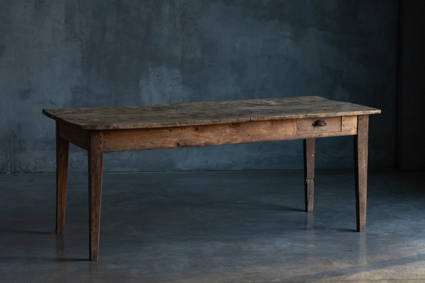 Rustic rural dining table from the 19th century in solid wood