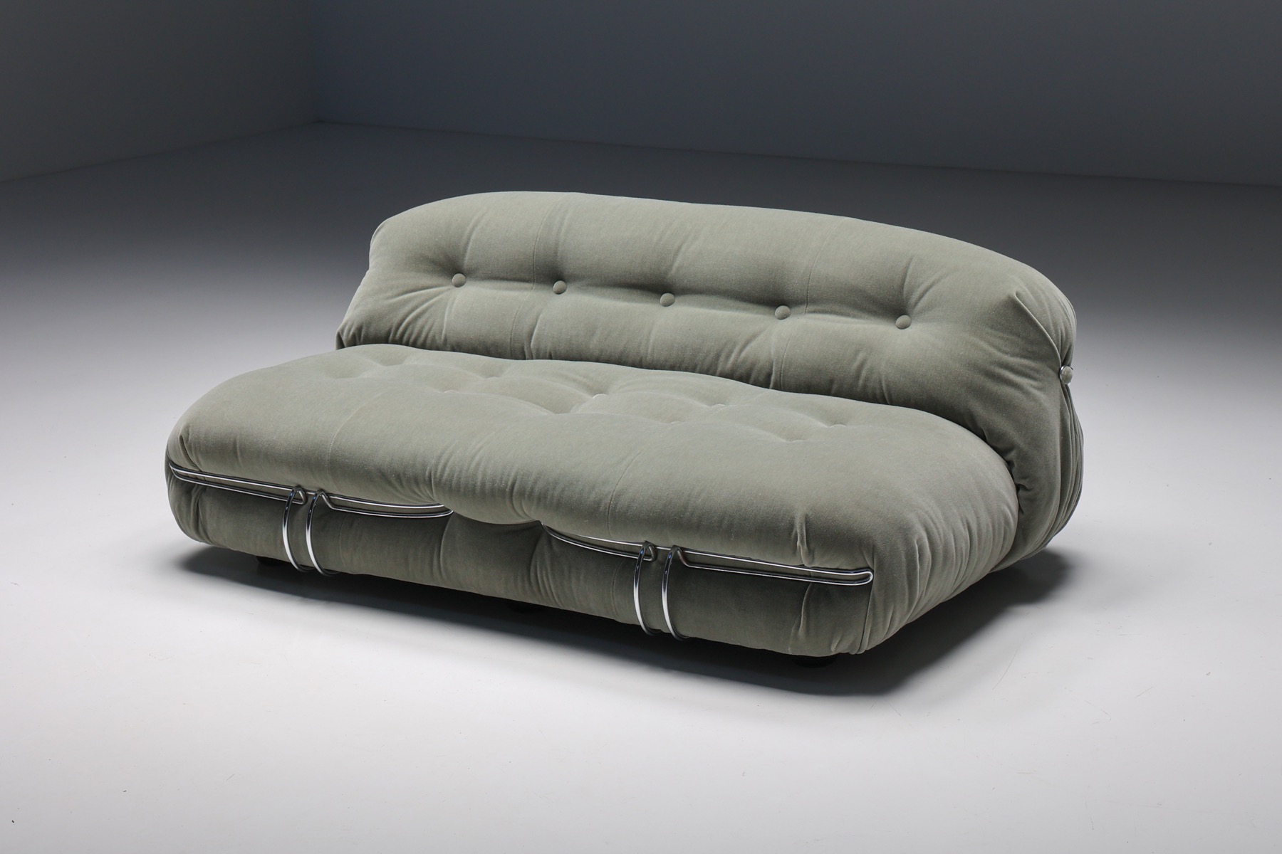 Soriana two seater by Afra and Tobia Scarpa for Cassina from the 1970s