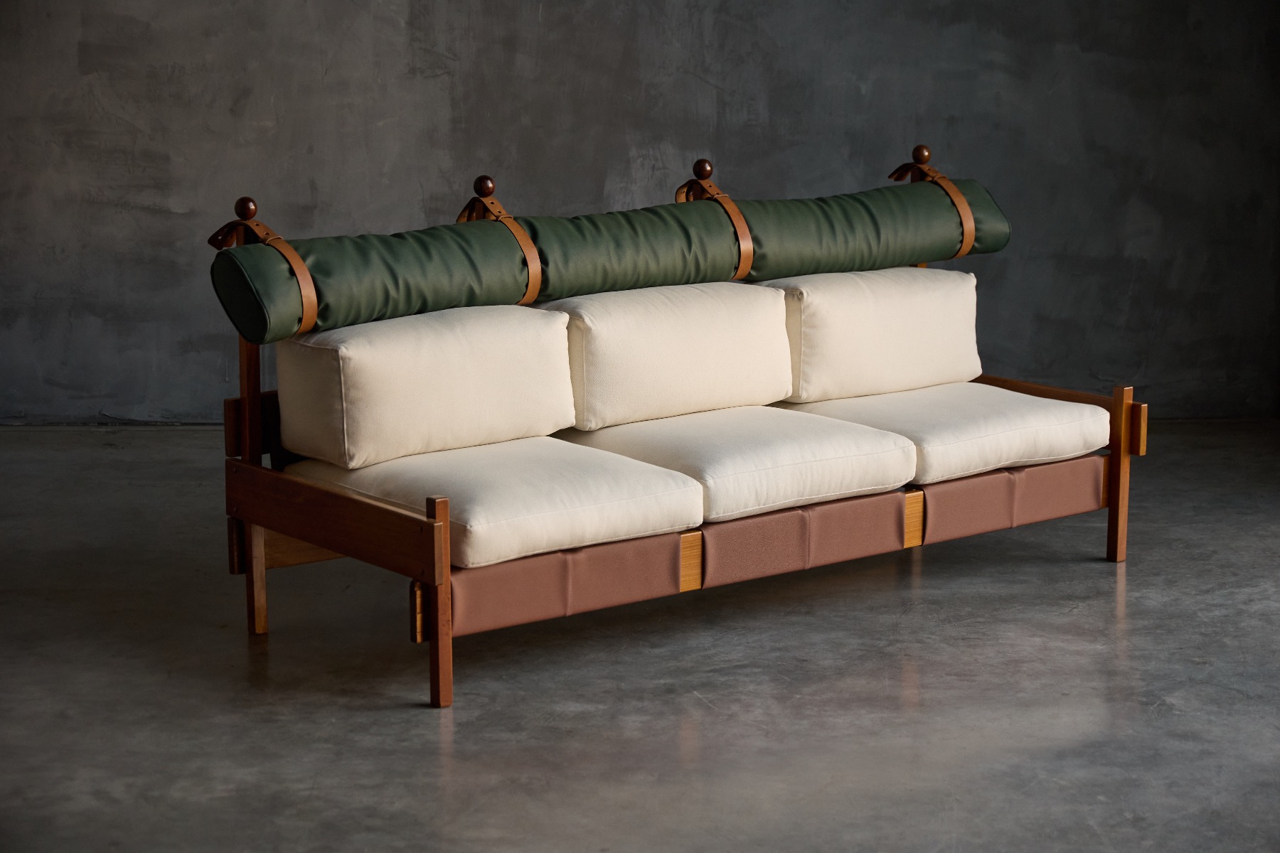 Tonico three seat sofa designed by Sergio Rodrigues in 1963