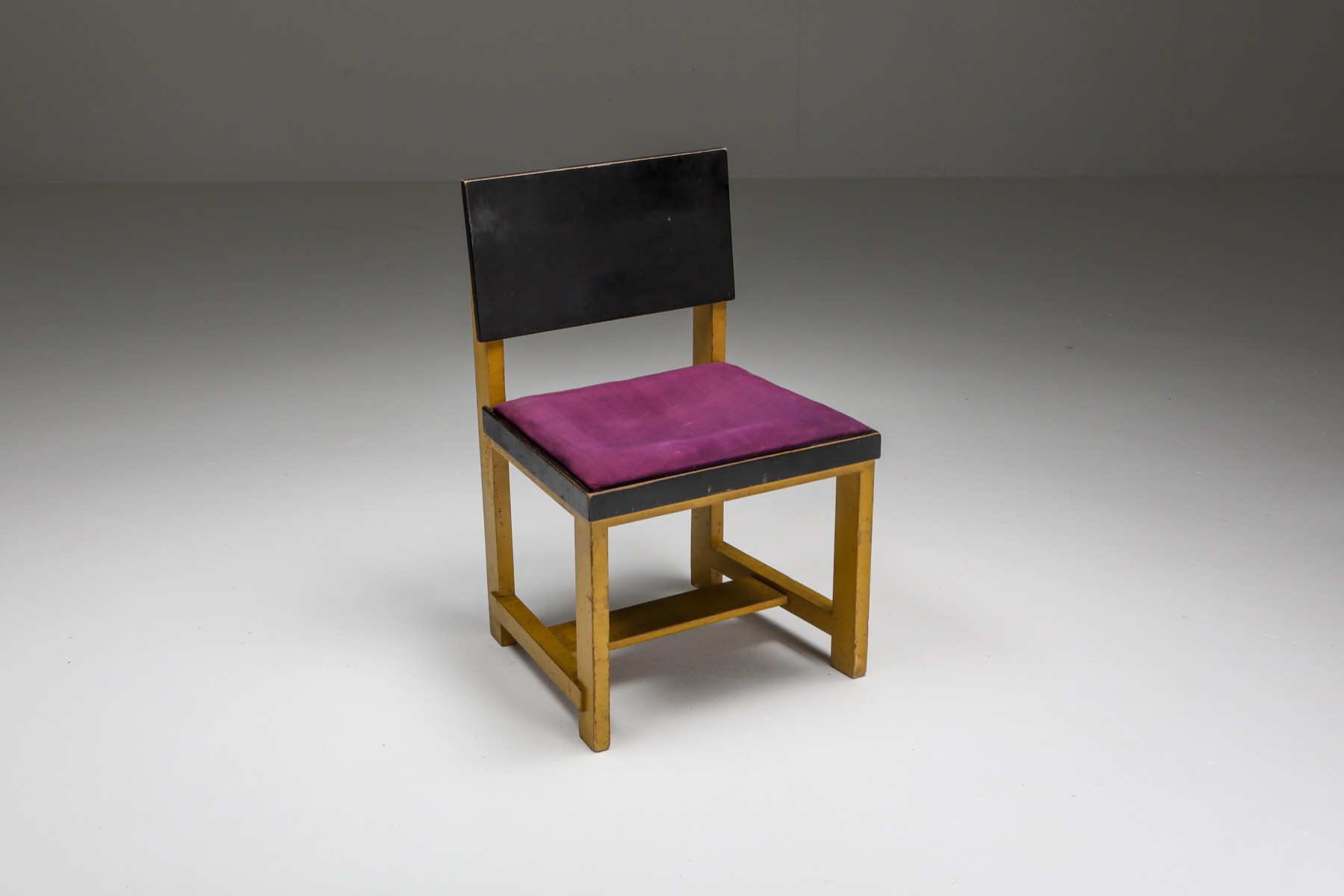 Yellow chair by Dutch modernist H Wouda from 1924