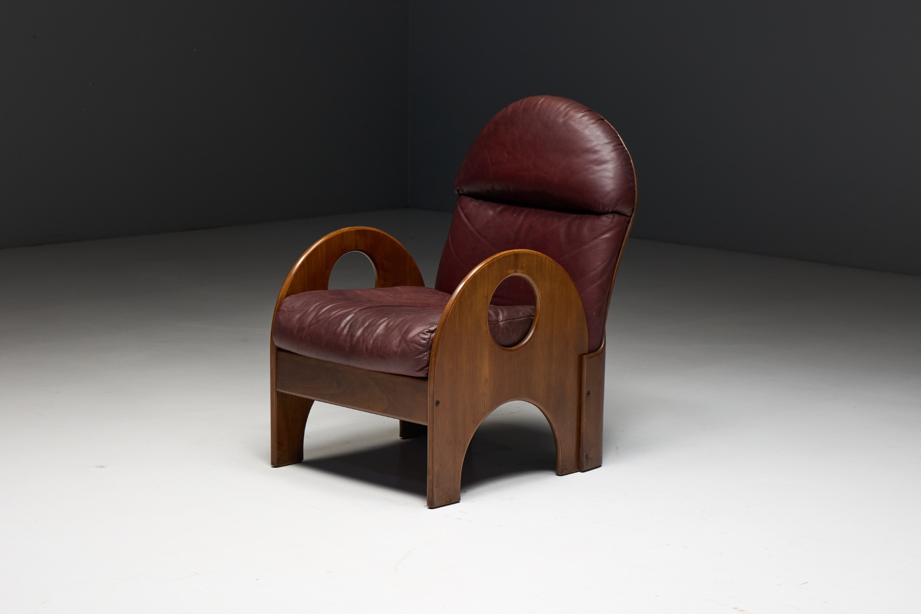 Italian modern easy chair Arcata designed in 1968