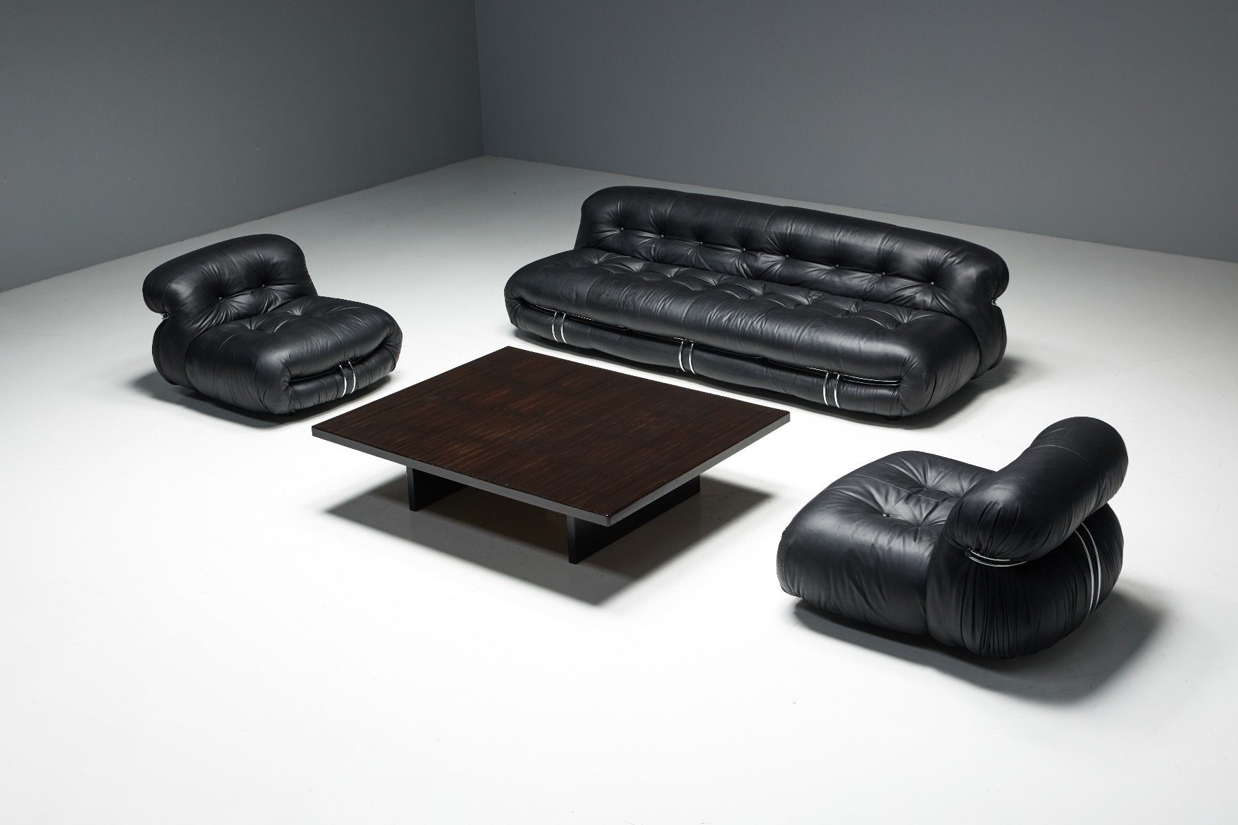 Italian modernist Soriana sofa