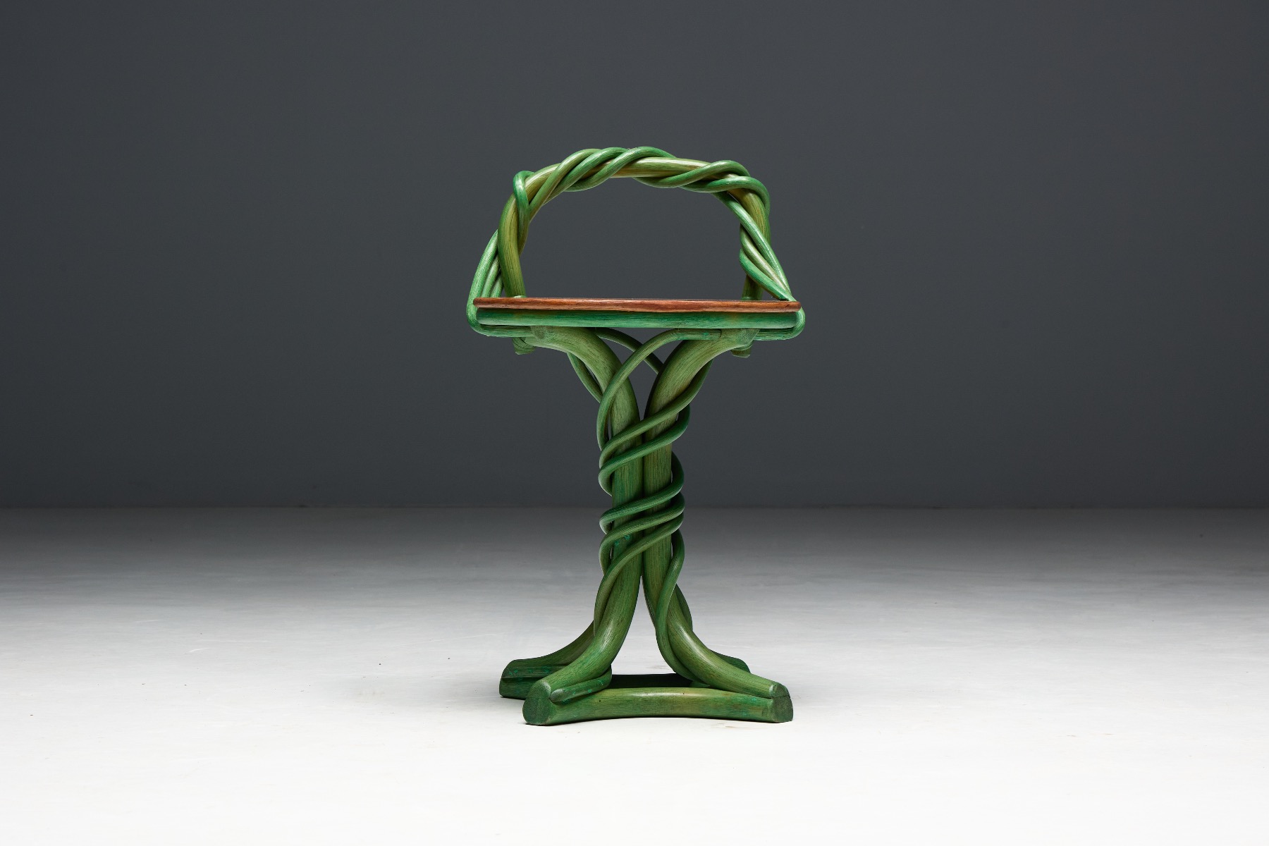 Playful organic stool with natural vine inspiration