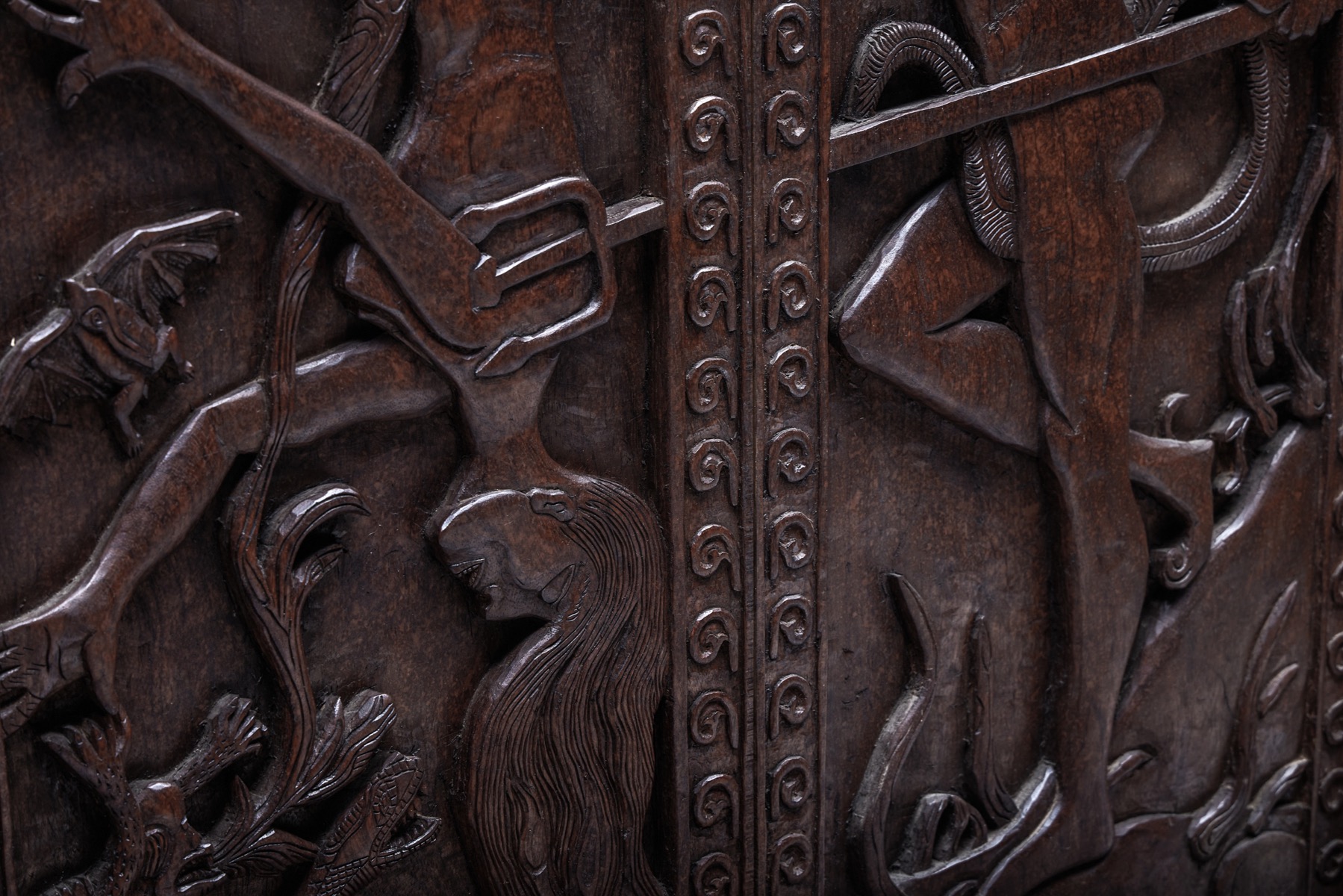 Unique carved throne chair in ornamental design