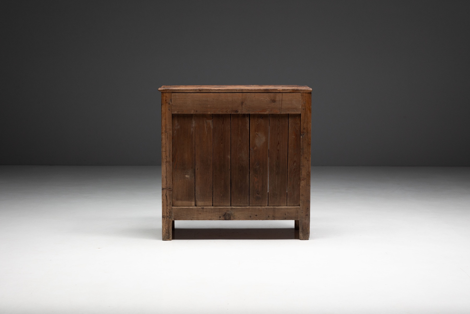 Museum level alpine cheese drying cabinet from the 19th century