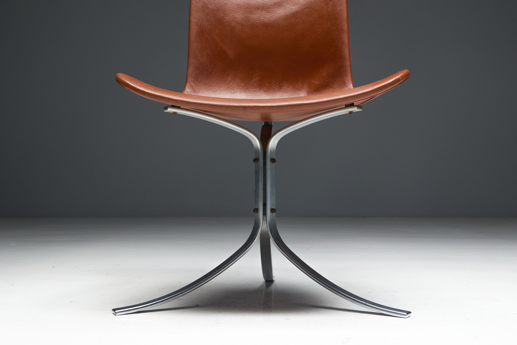 Museum level PK9 first edition dining chair