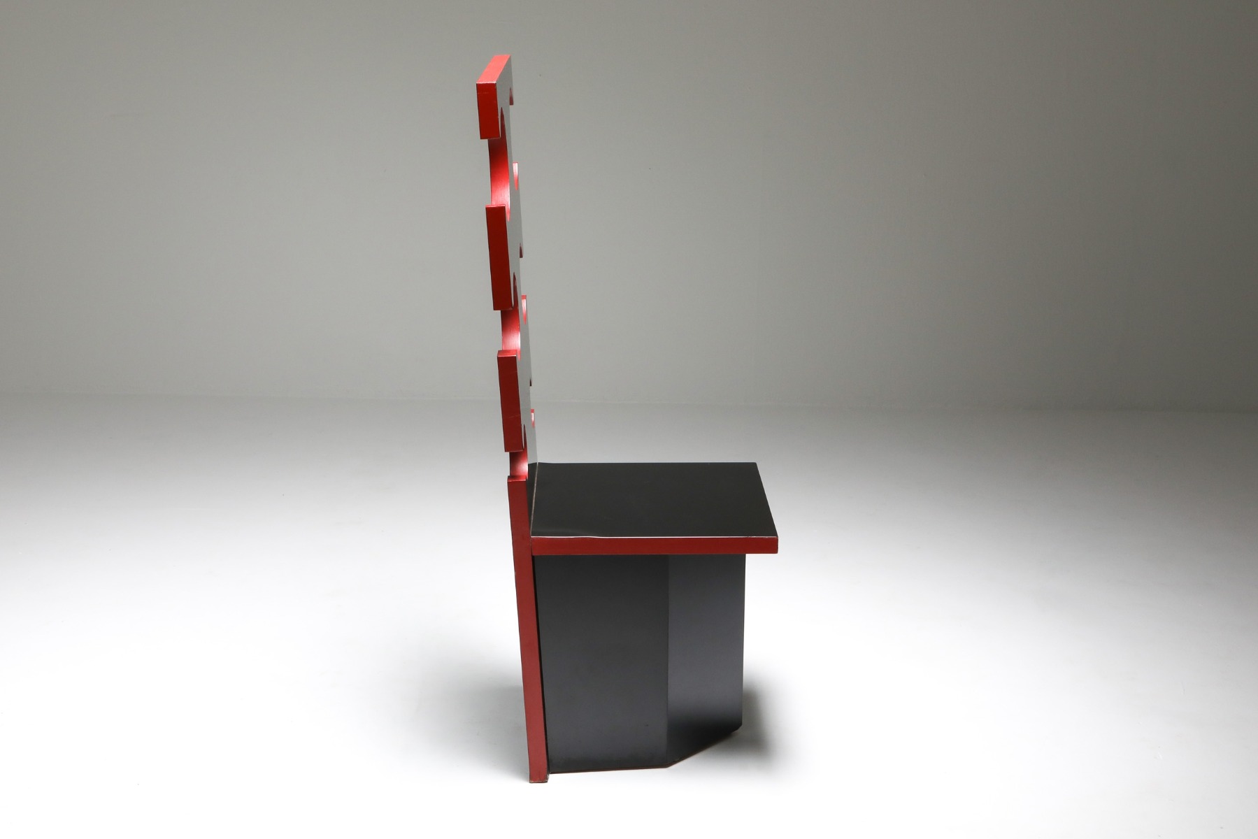 Refined Italian lounge seating by Papiri