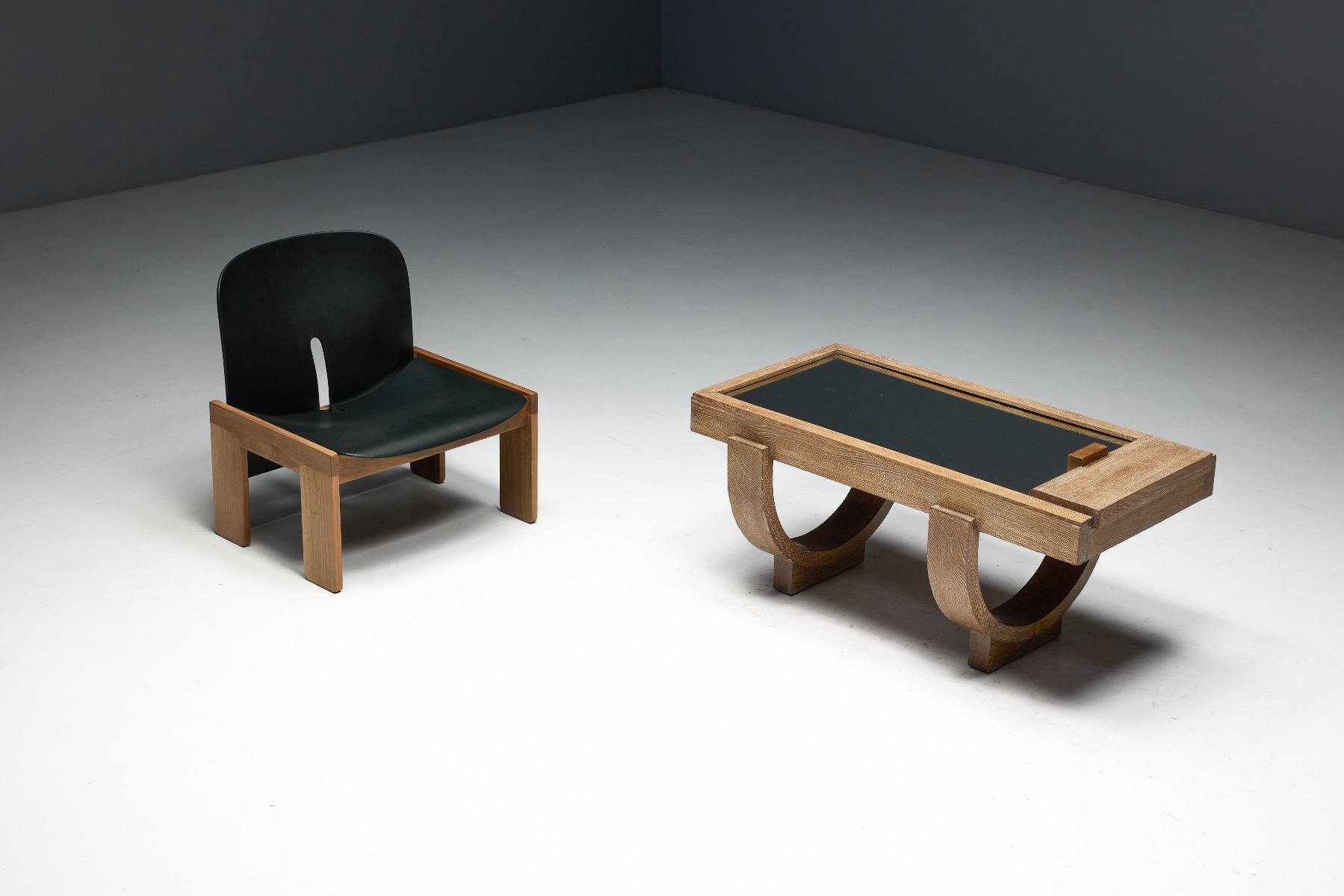 European modern Art Deco coffee table from the mid century