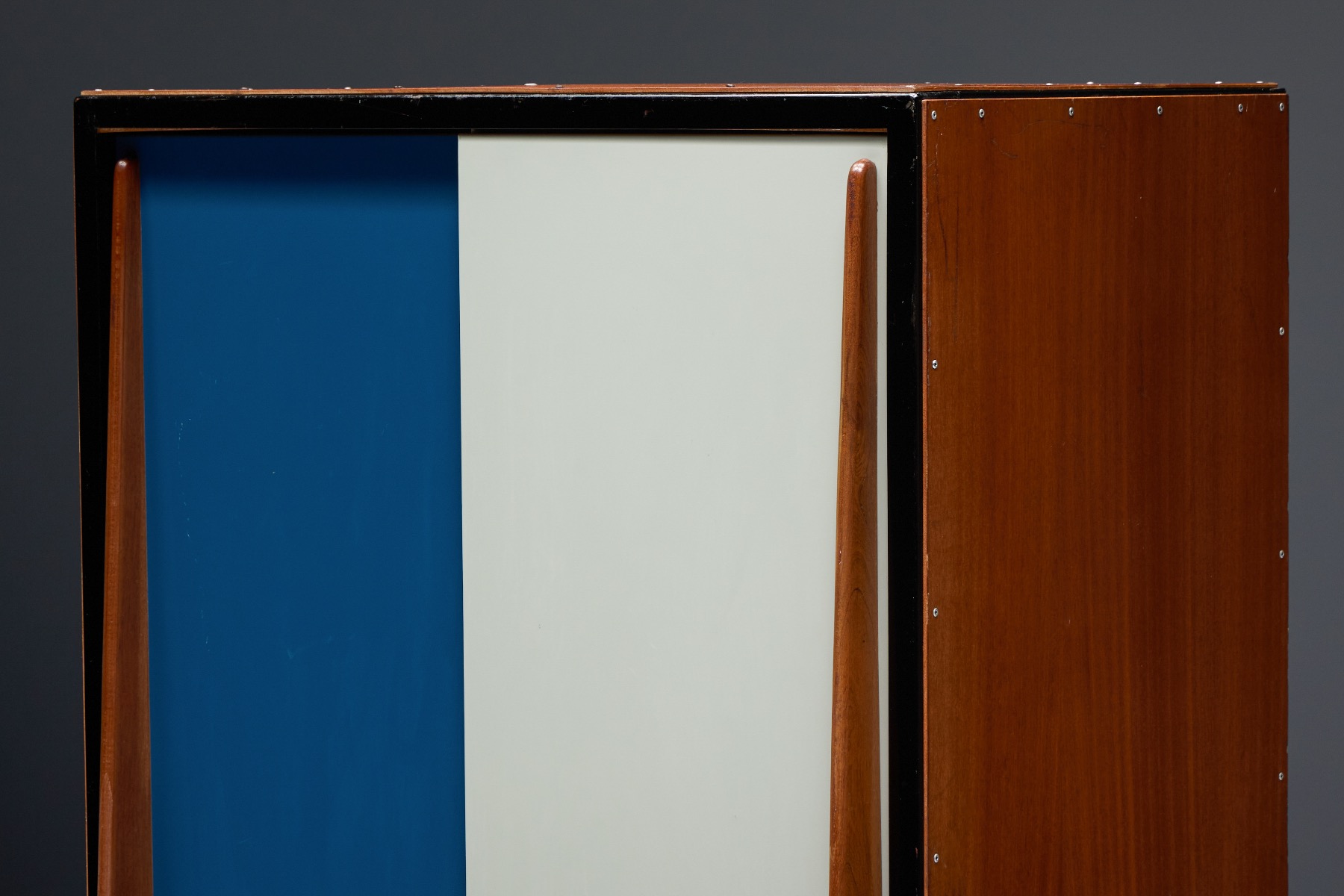 Modern storage wardrobe by Willy Van Der Meeren